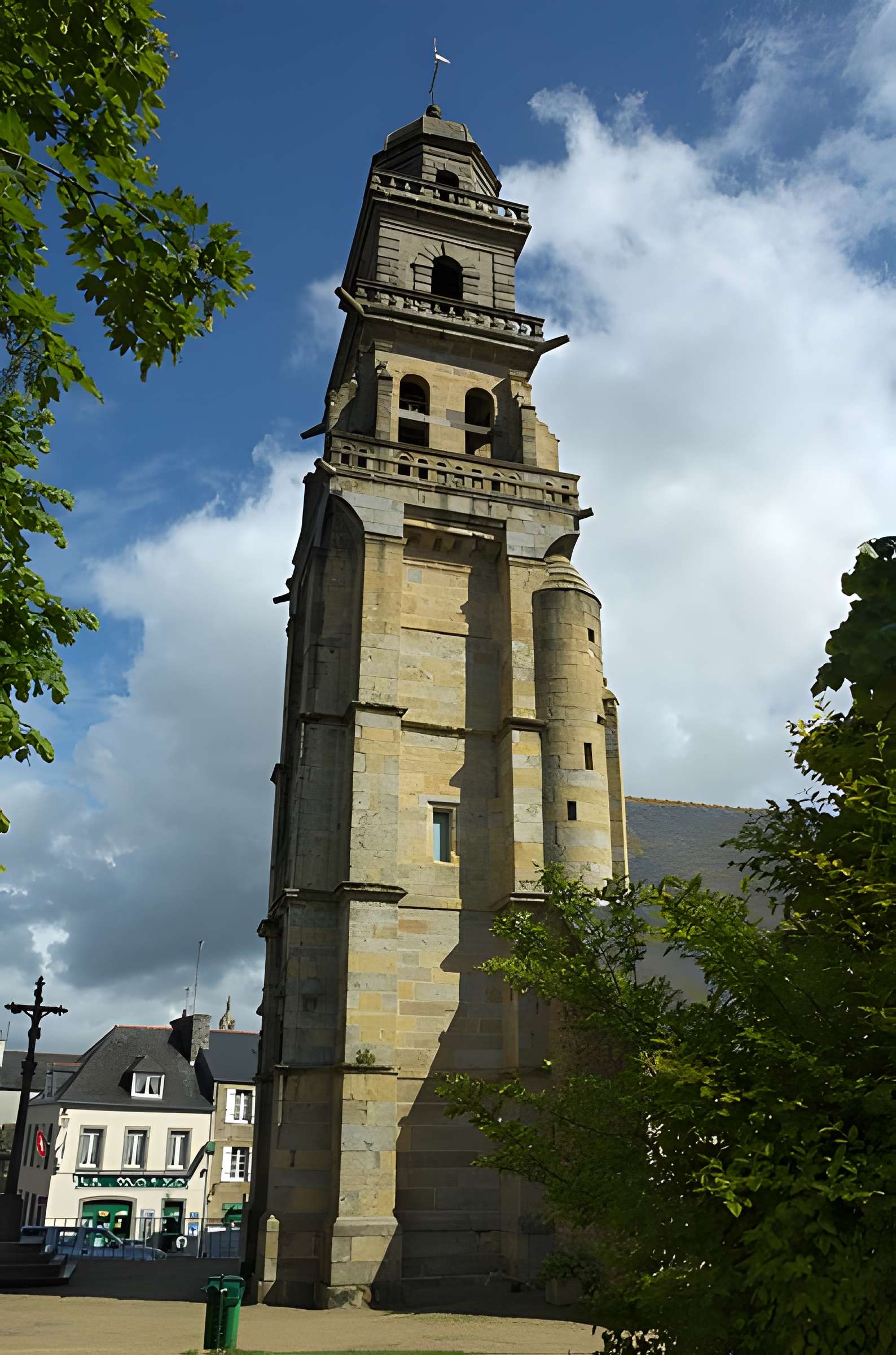 Église Saint-Thomas-de-Cantorbéry de Landerneau