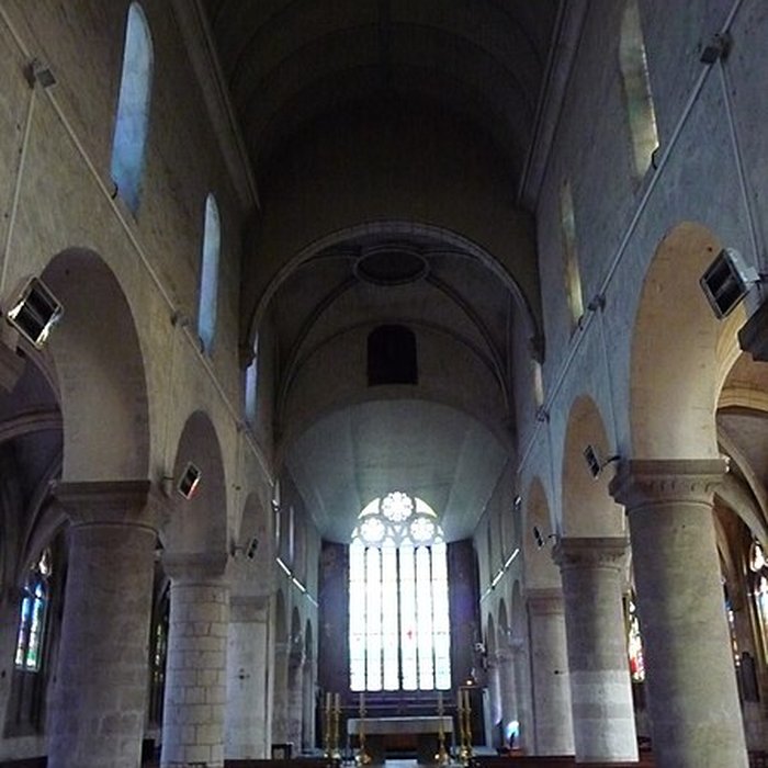 Photo de Église Saint-Thomas-du-Mont-aux-Malades de Mont-Saint-Aignan