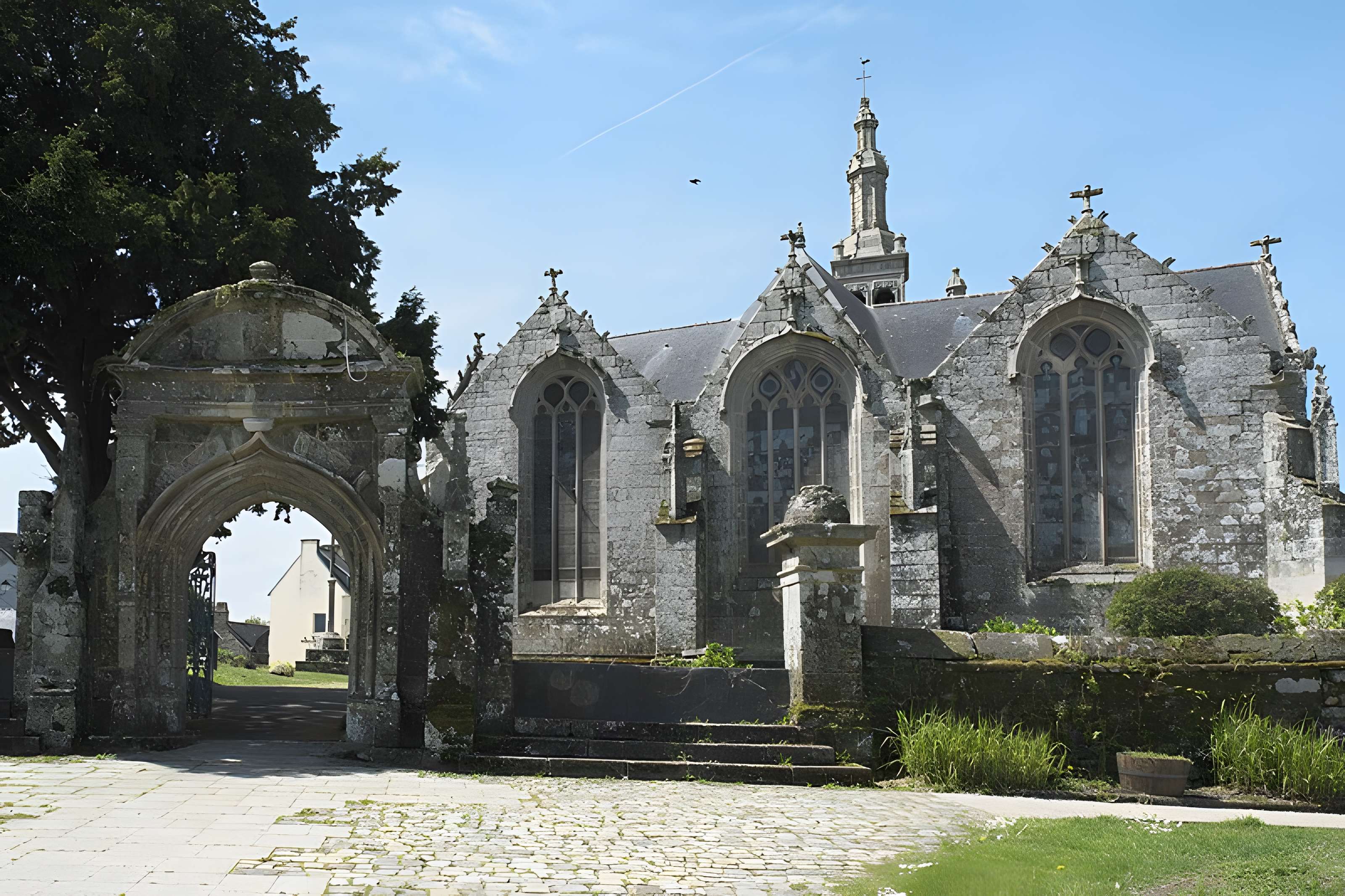 Église Saint-Thurien de Plogonnec