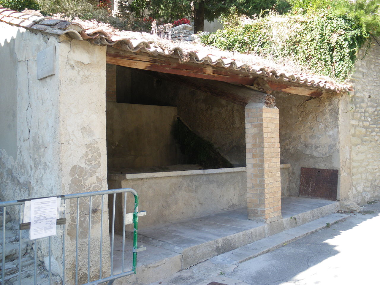 Église Saint-Trophime de Saumane-de-Vaucluse