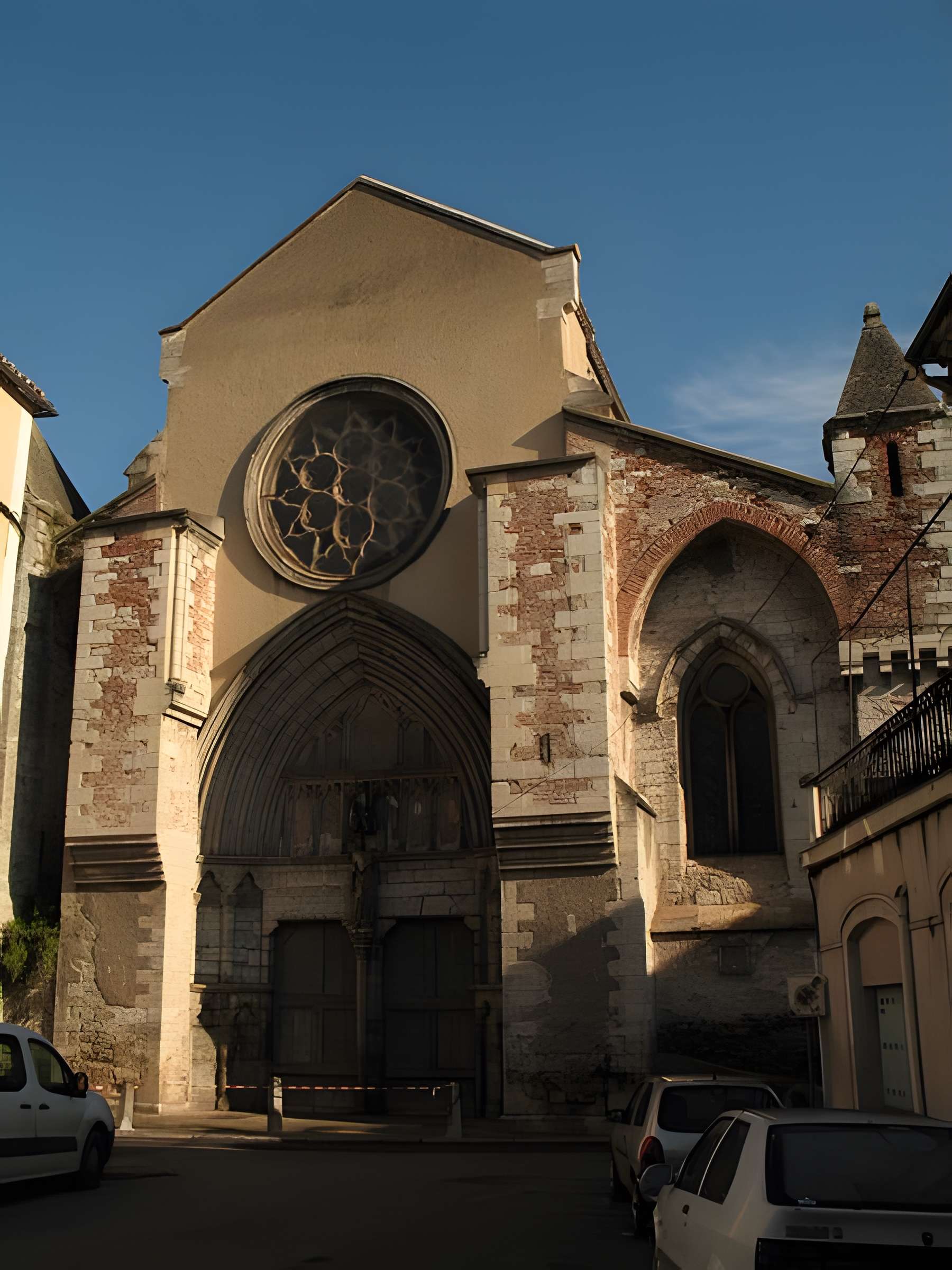 Église Saint-Urcisse de Cahors 