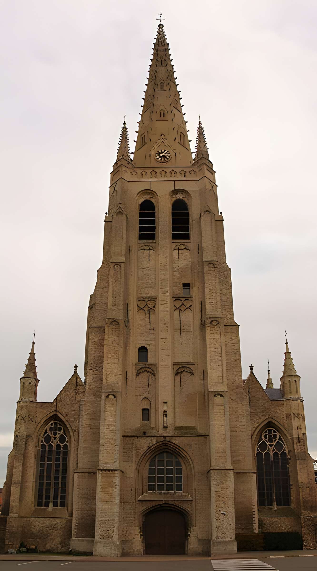 Église Saint-Vaast de Hondschoote