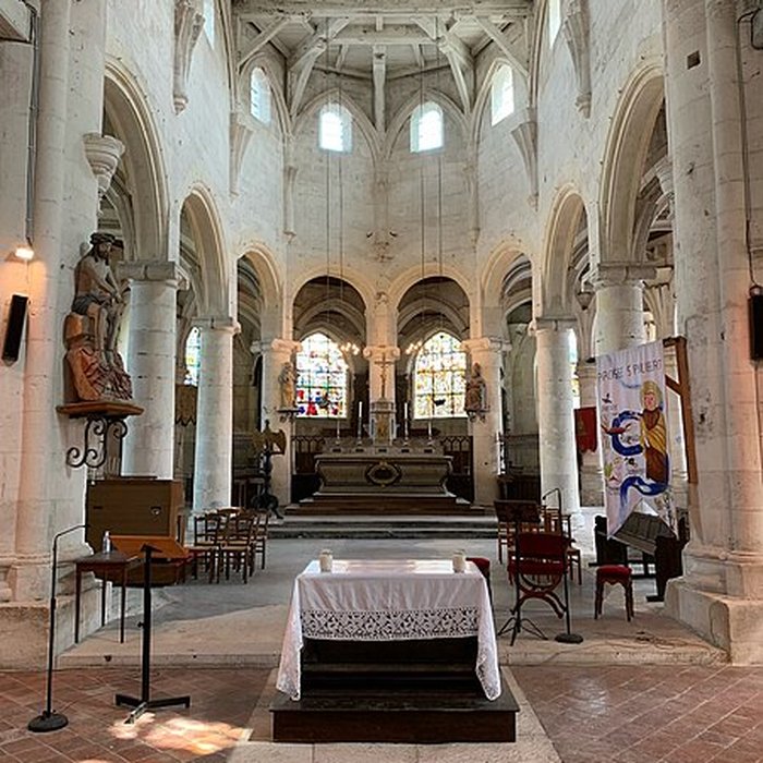 Photo de Église Saint-Valentin de Jumièges