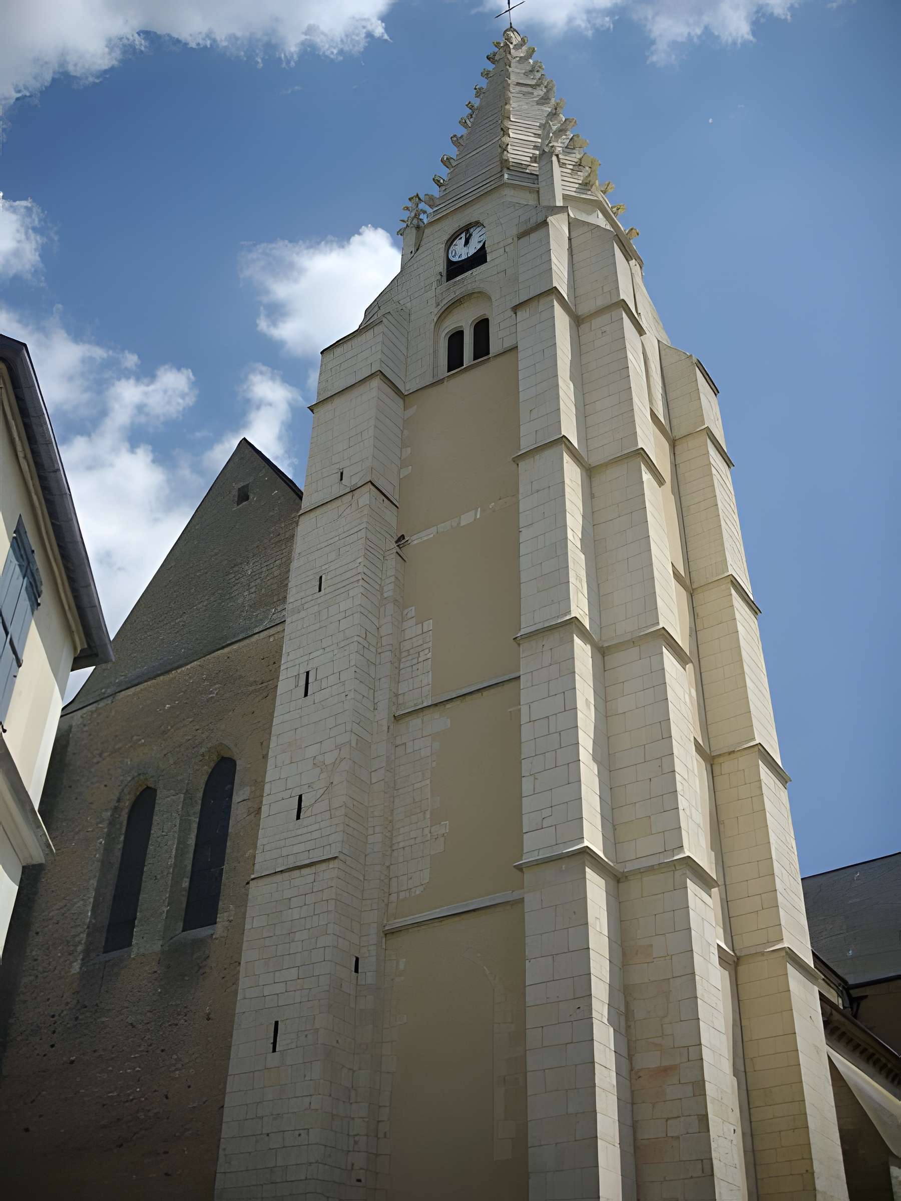 Église Saint-Valérien de Châteaudun