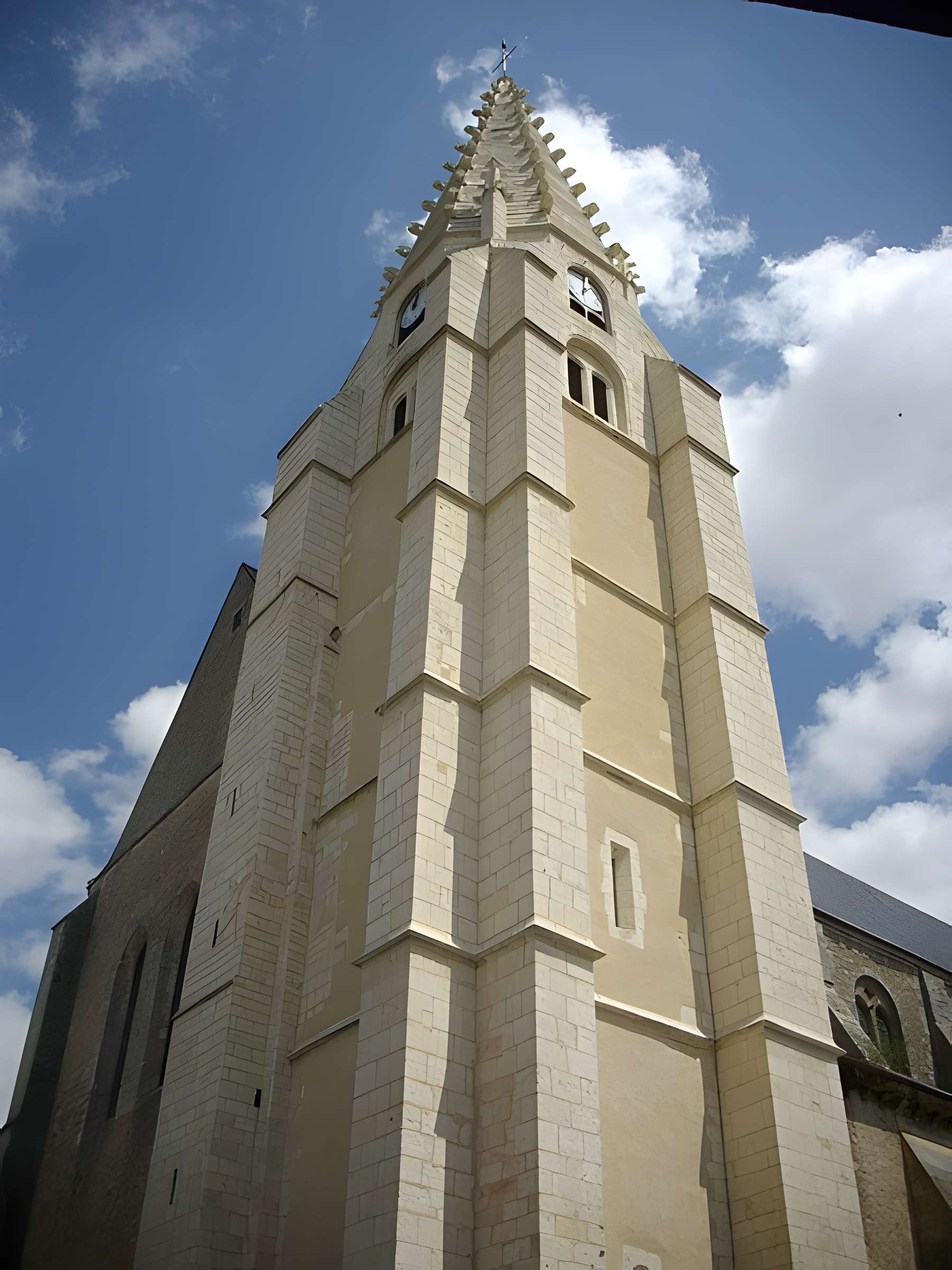 Église Saint-Valérien de Châteaudun