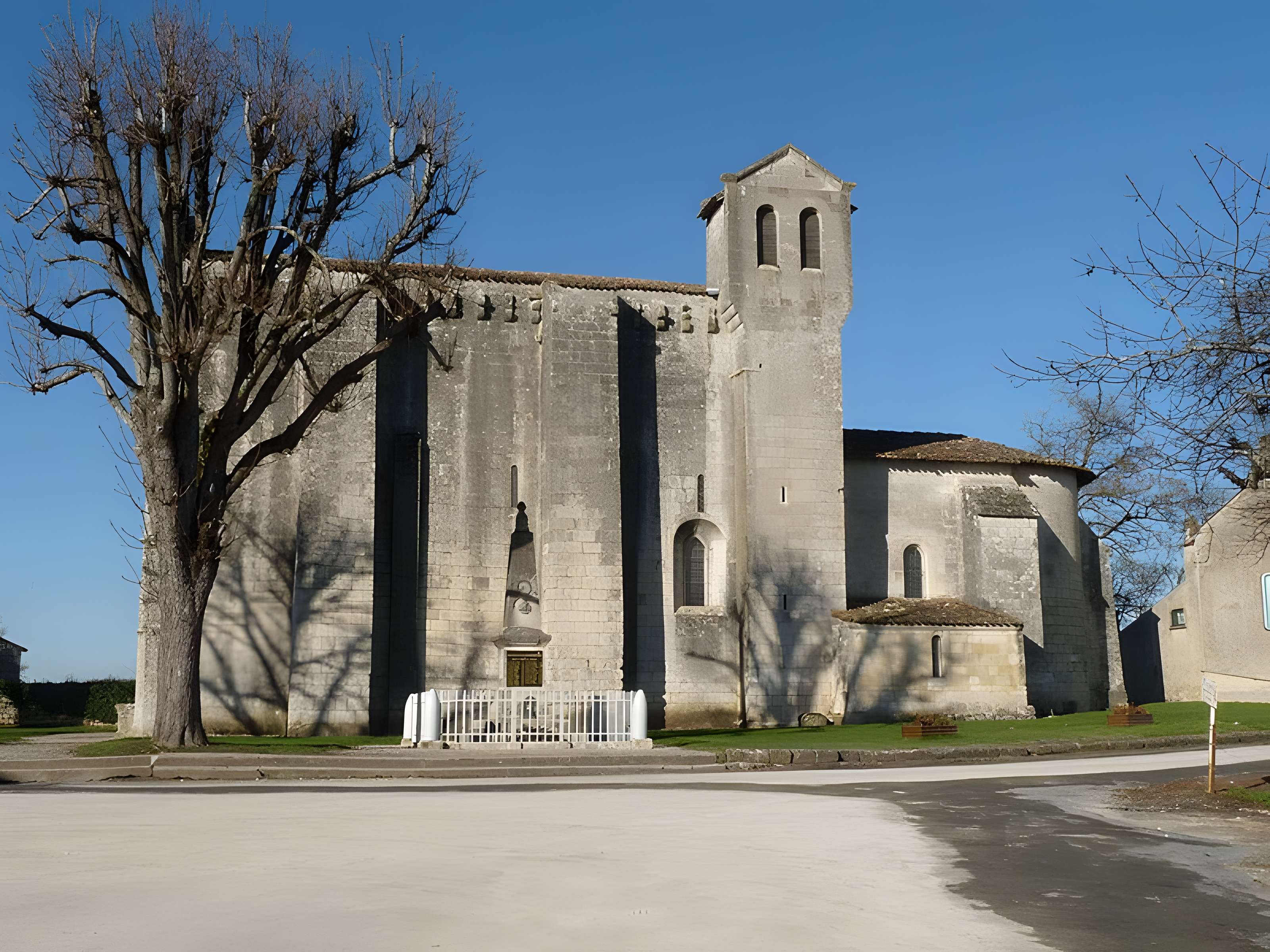 Église Saint-Vincent de Champmillon
