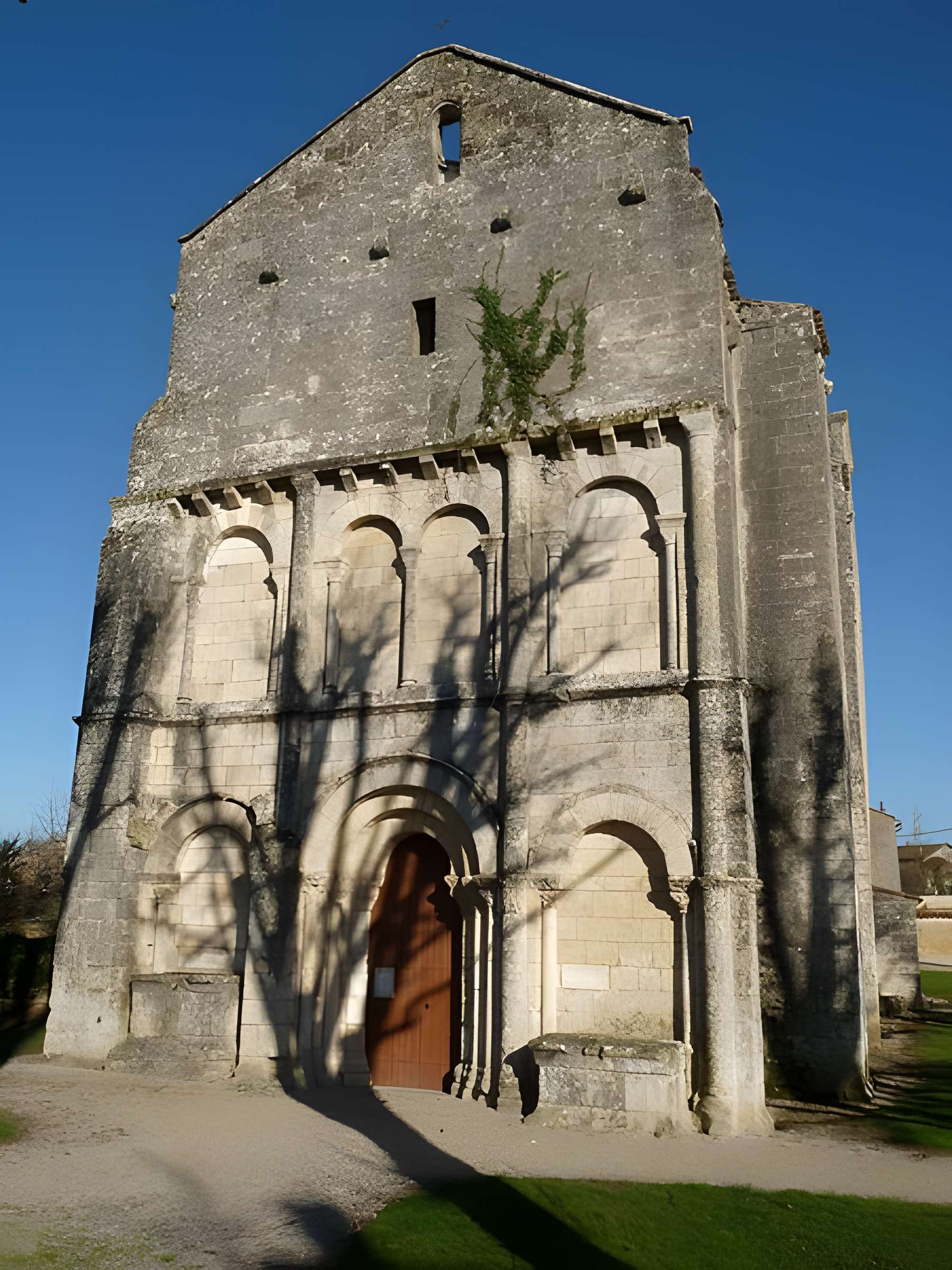 Église Saint-Vincent de Champmillon