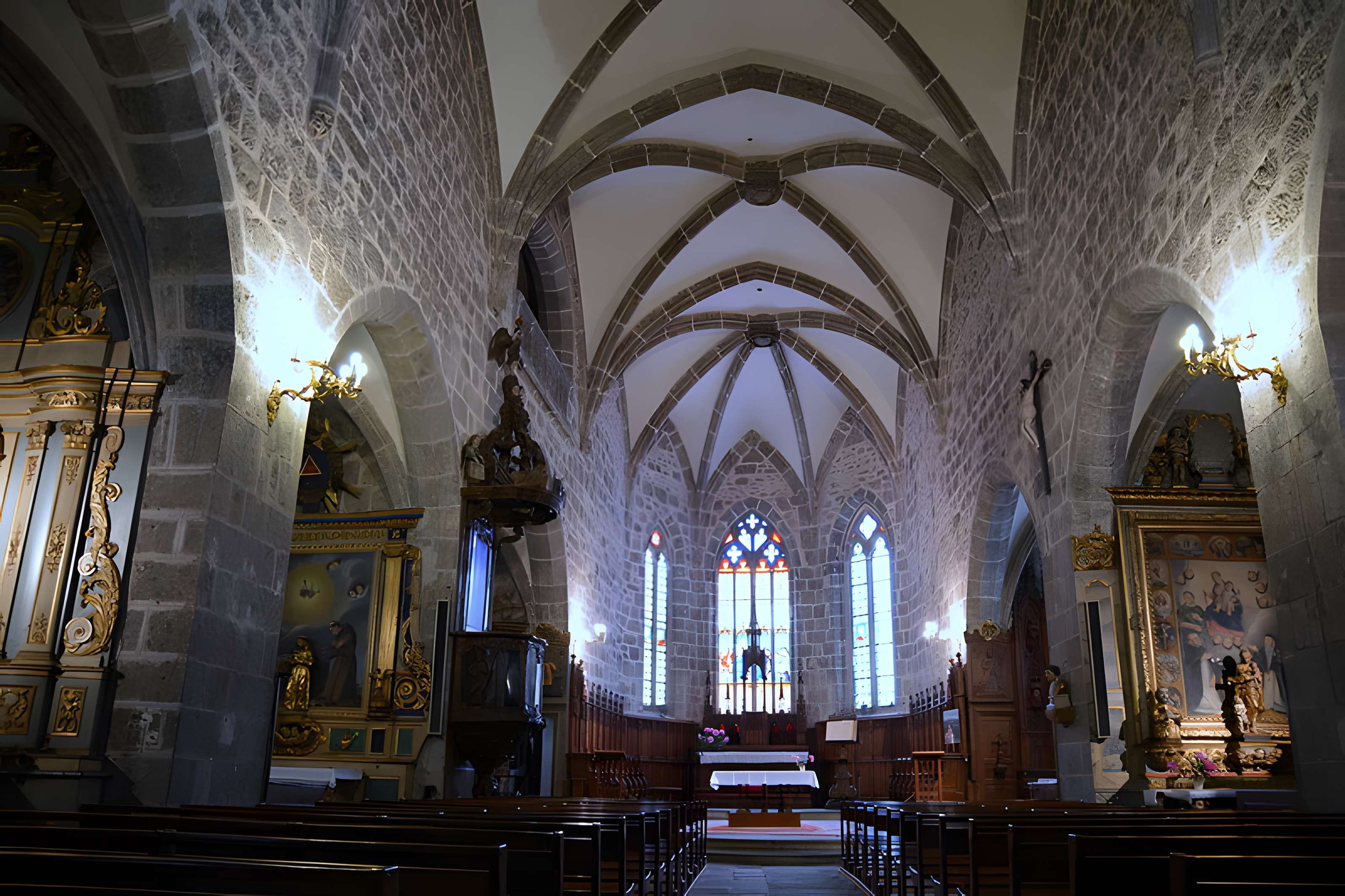 Église Saint-Vincent de Fontanges