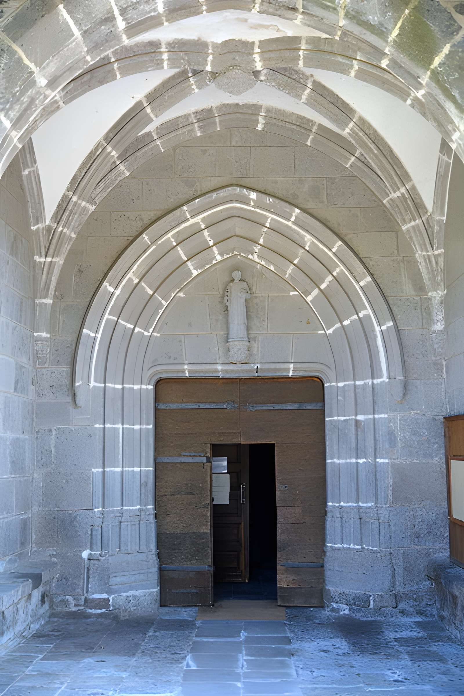 Église Saint-Vincent de Fontanges