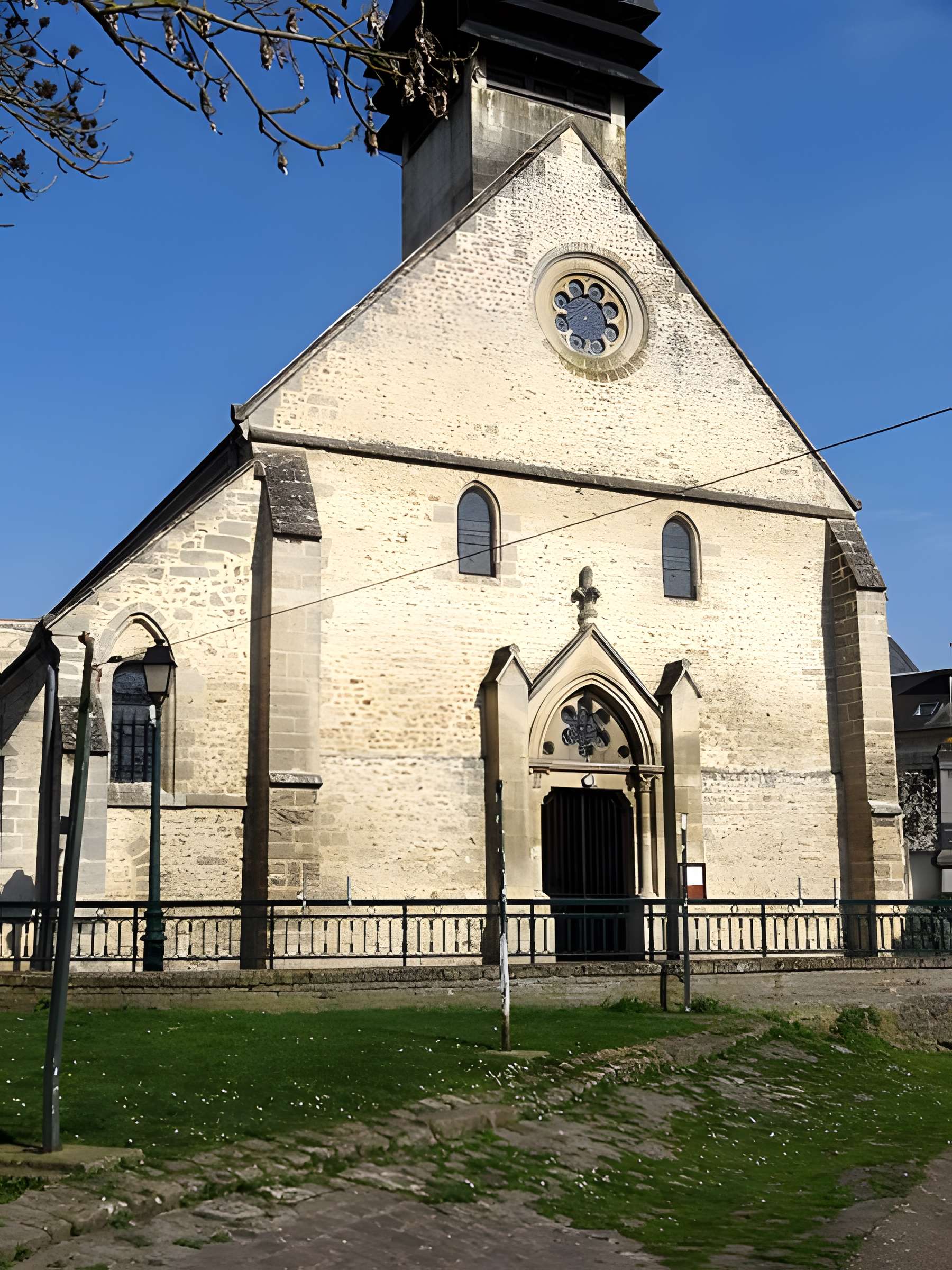 Église Saint-Vincent de Hermes