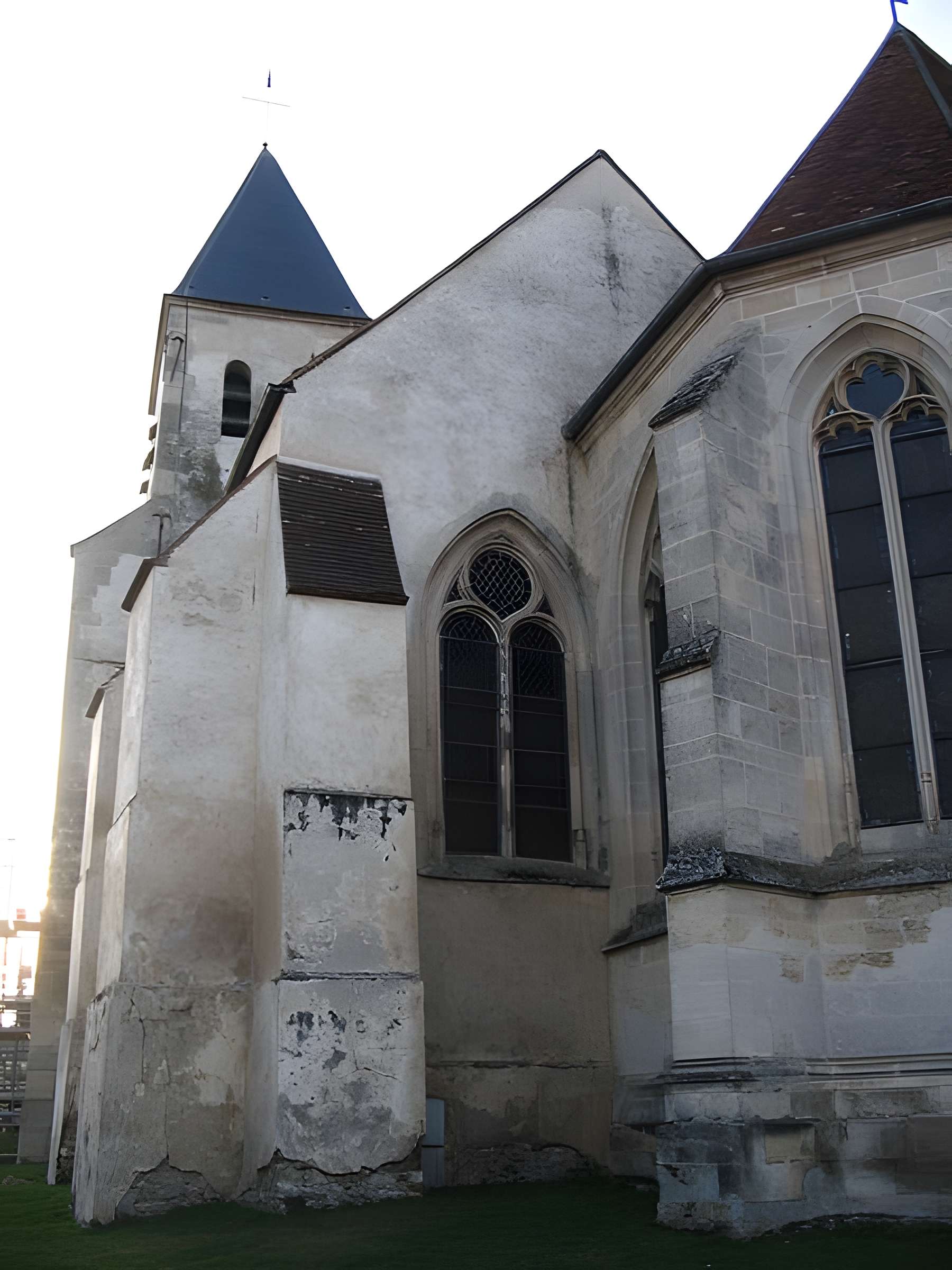 Église Saint-Vincent de Moussy-le-Neuf