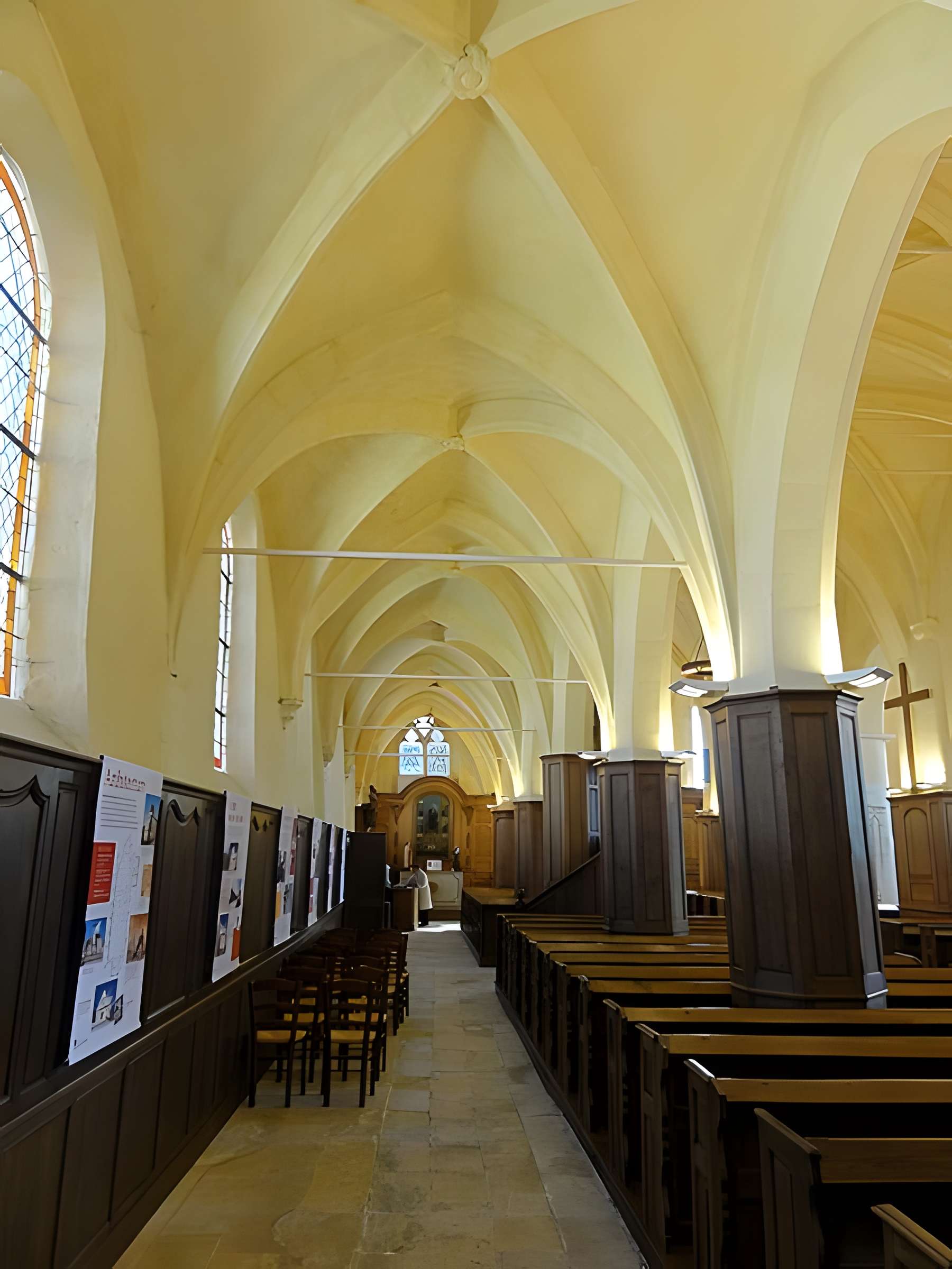 Église Saint-Vincent de Moussy-le-Neuf