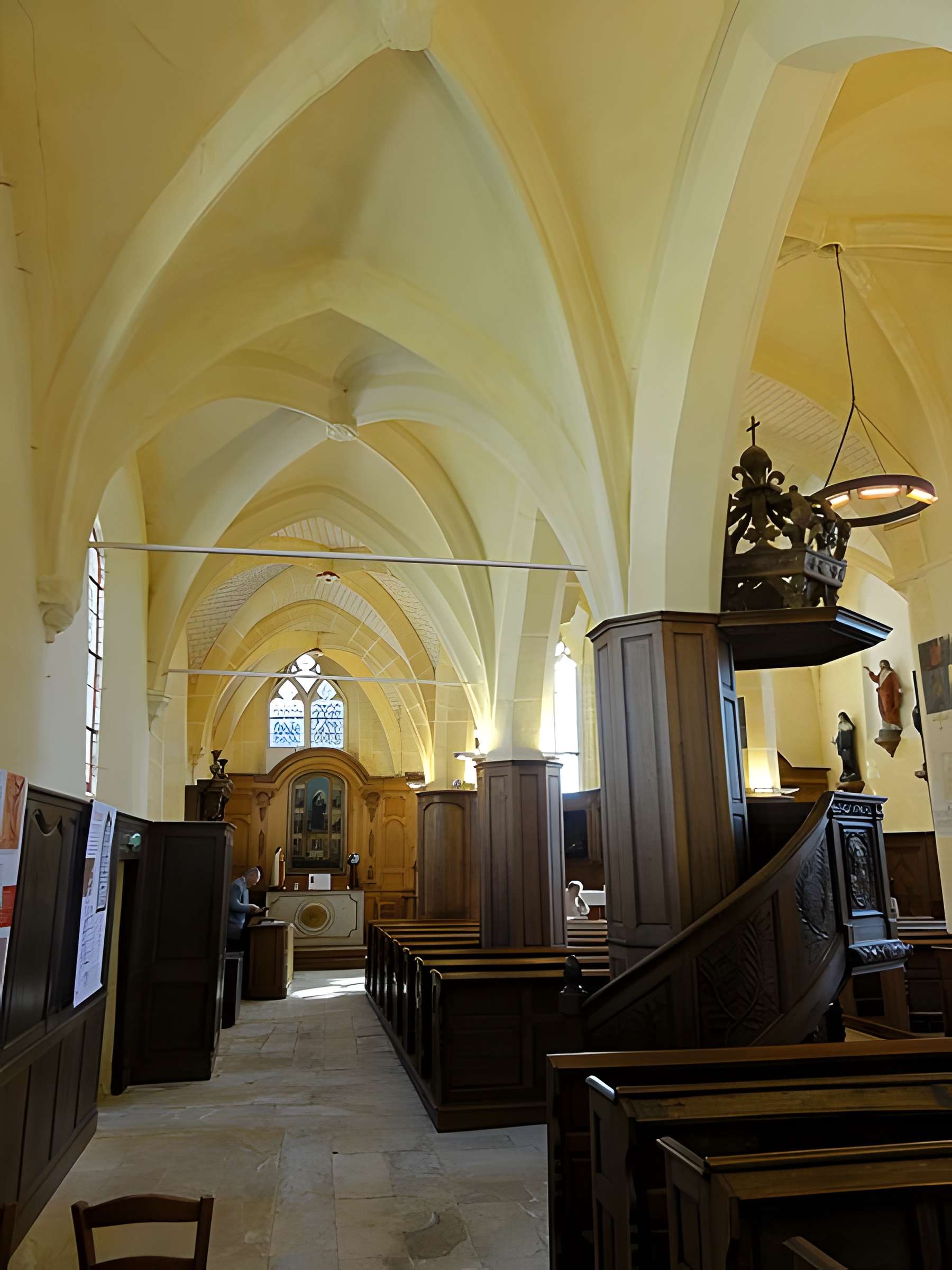 Église Saint-Vincent de Moussy-le-Neuf