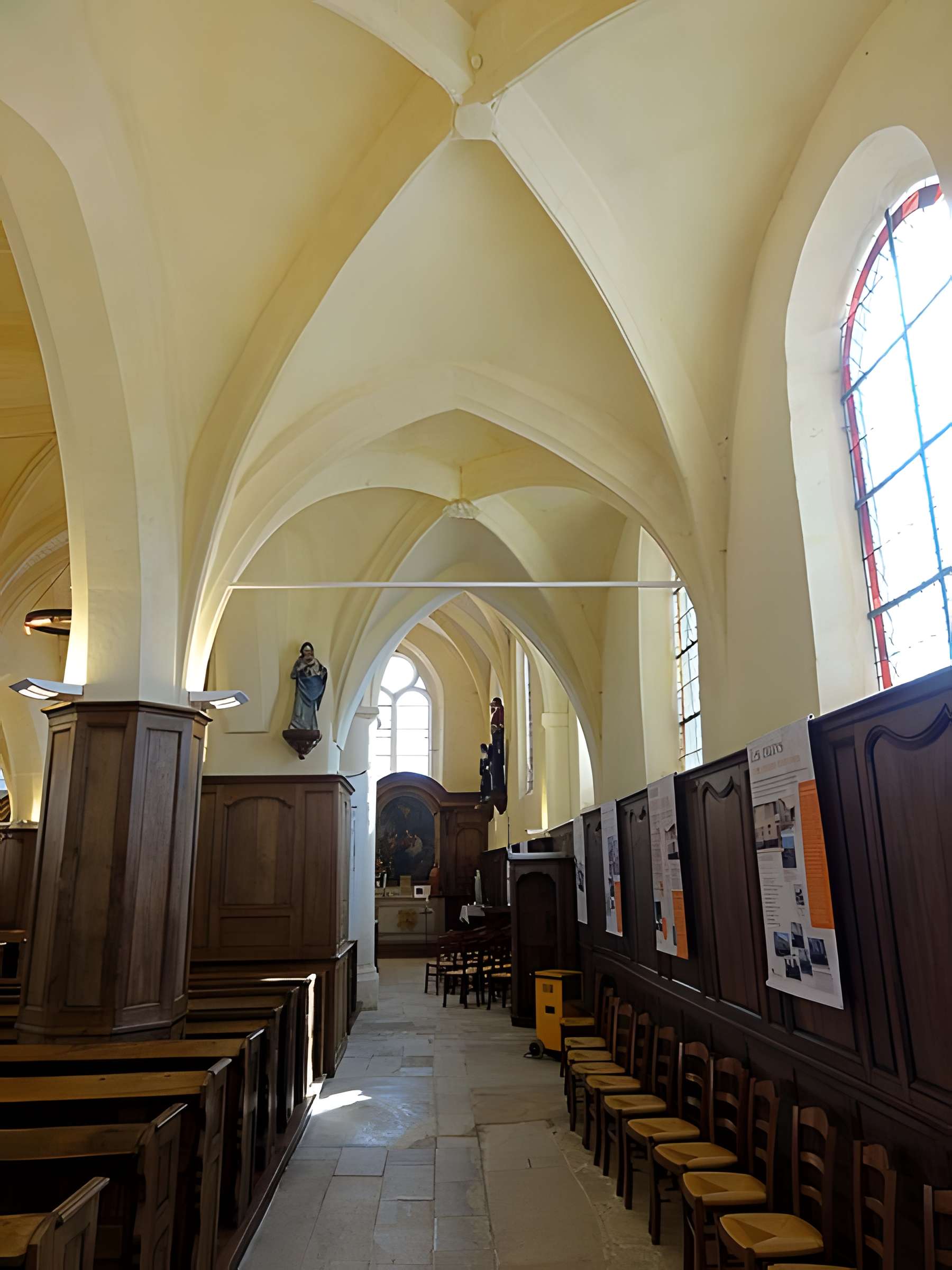 Église Saint-Vincent de Moussy-le-Neuf