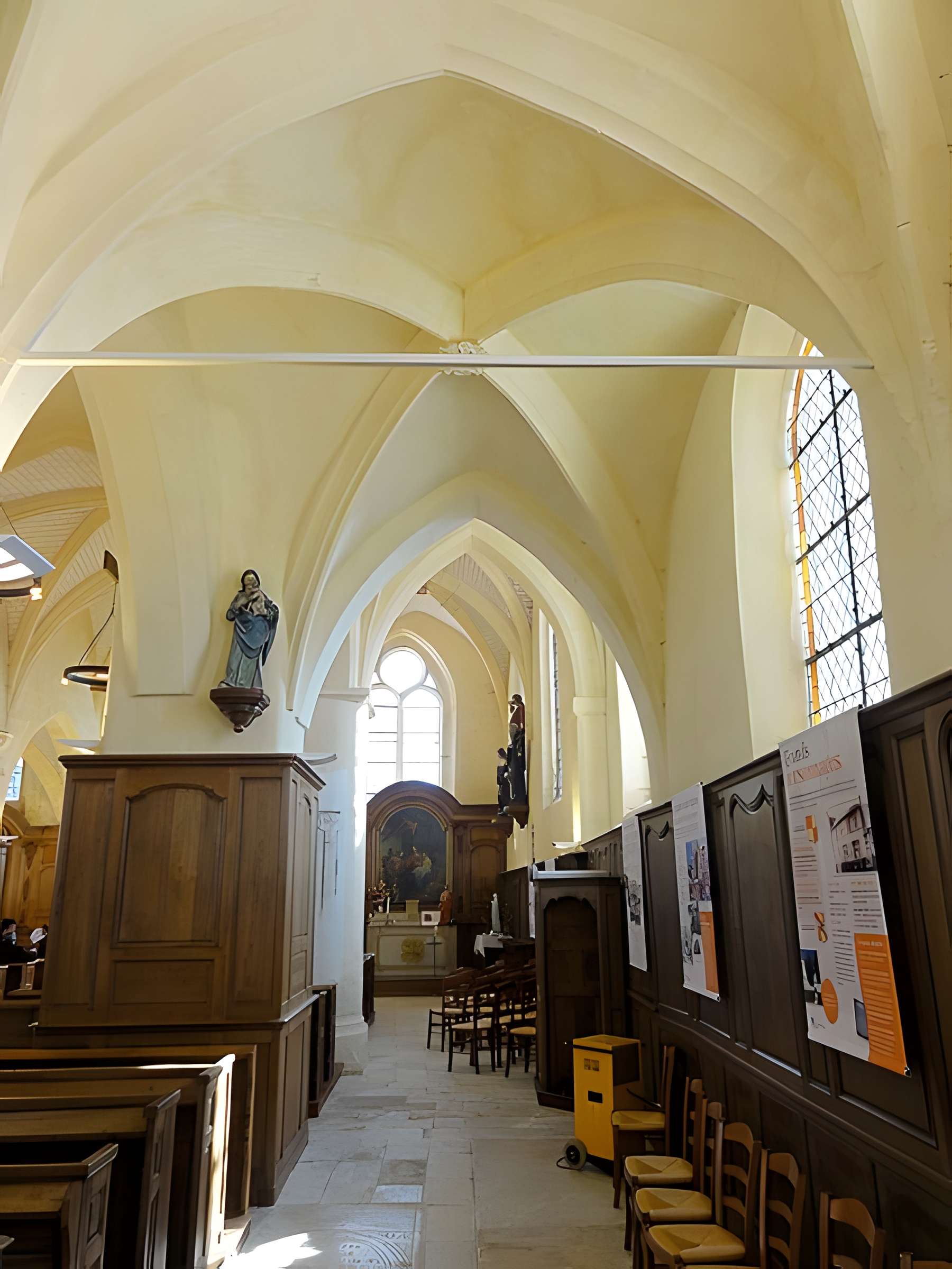 Église Saint-Vincent de Moussy-le-Neuf