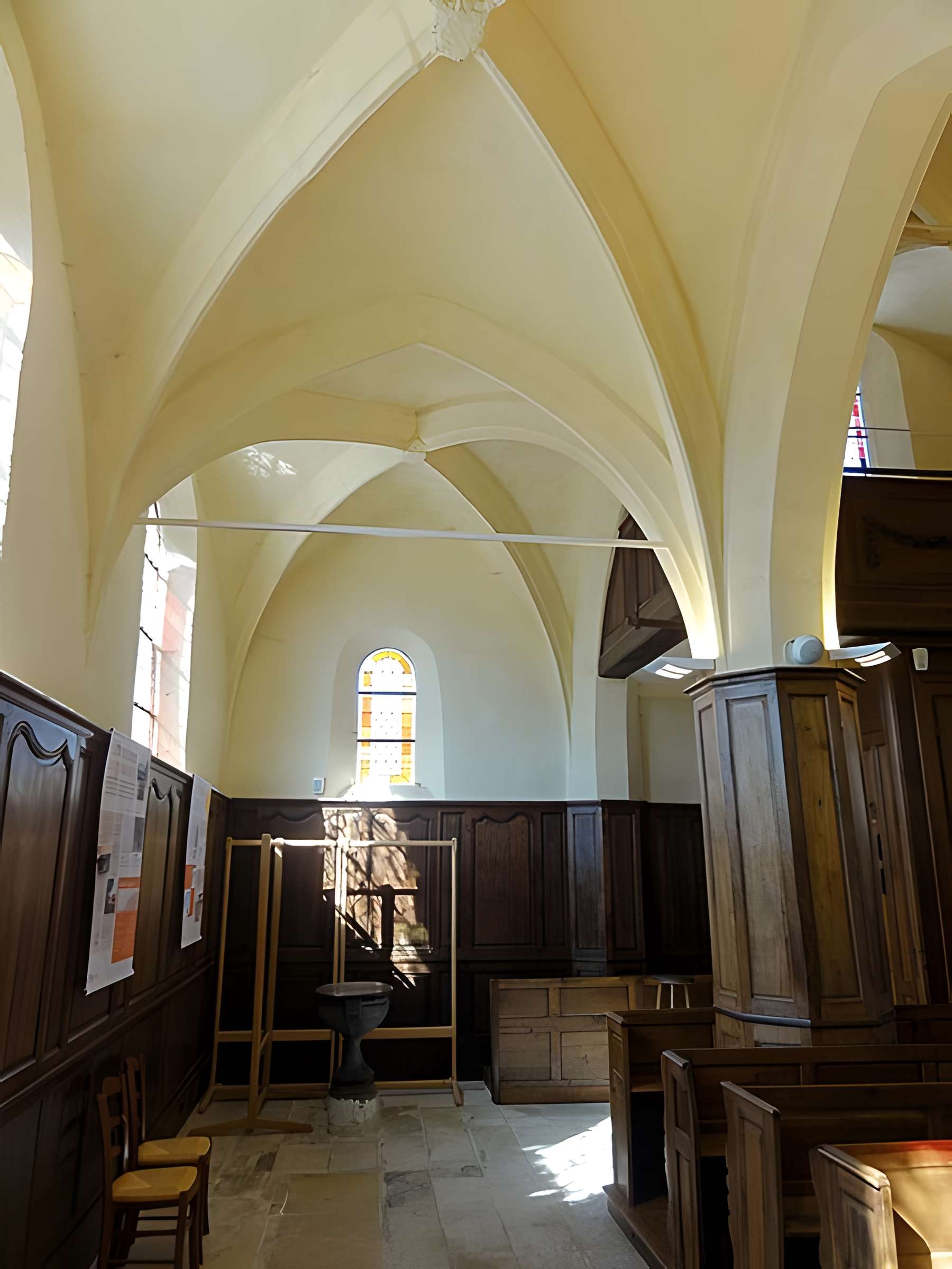 Église Saint-Vincent de Moussy-le-Neuf