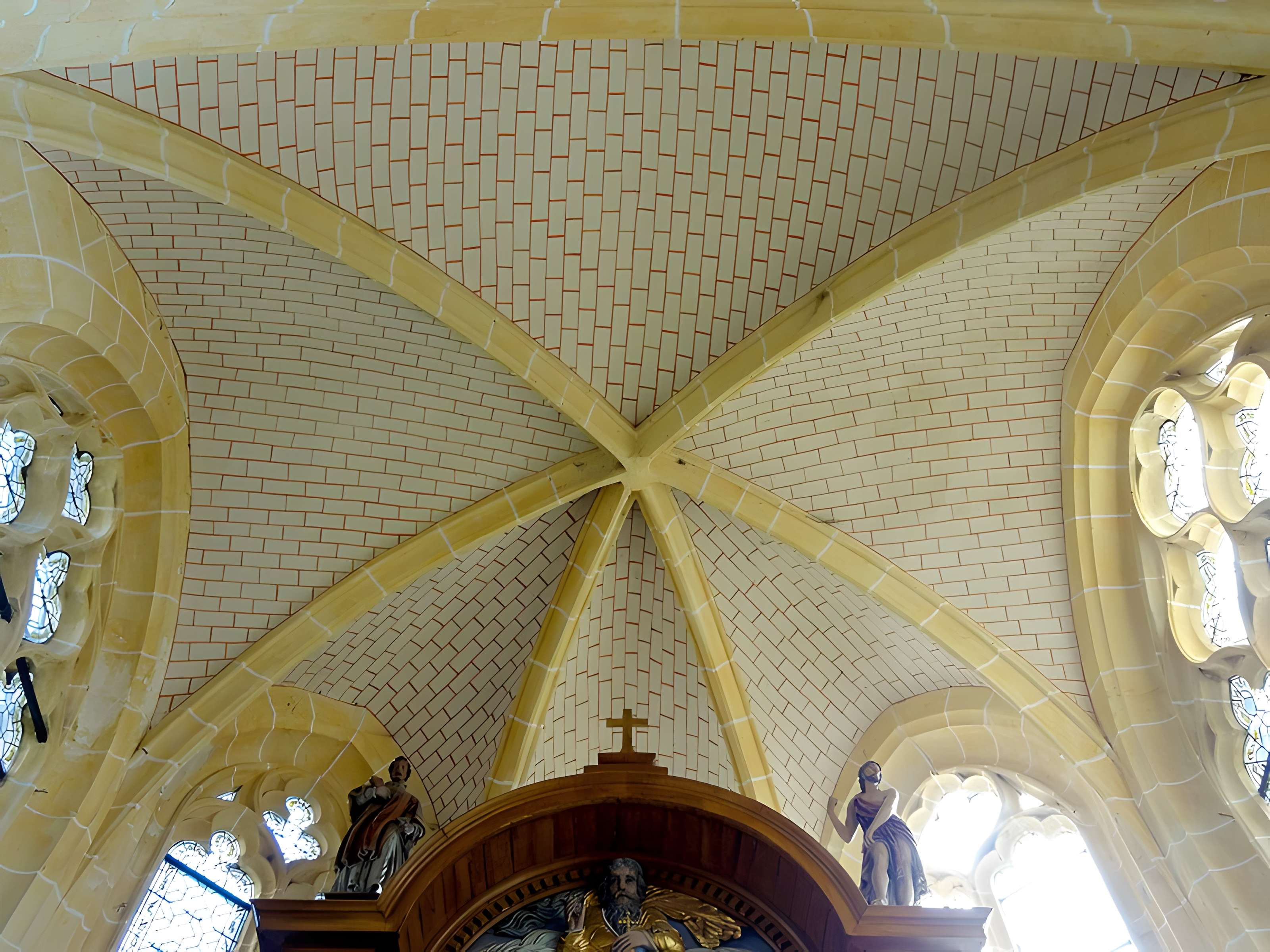 Église Saint-Vincent de Moussy-le-Neuf