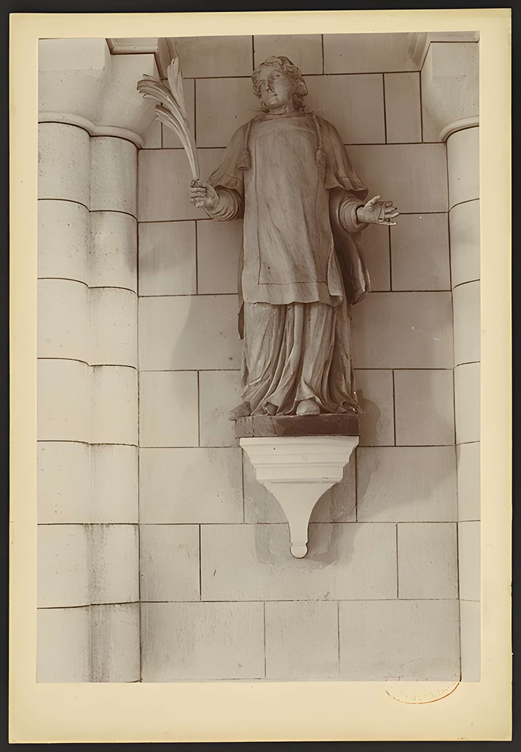 Église Saint-Vincent de Villeneuve en Gironde