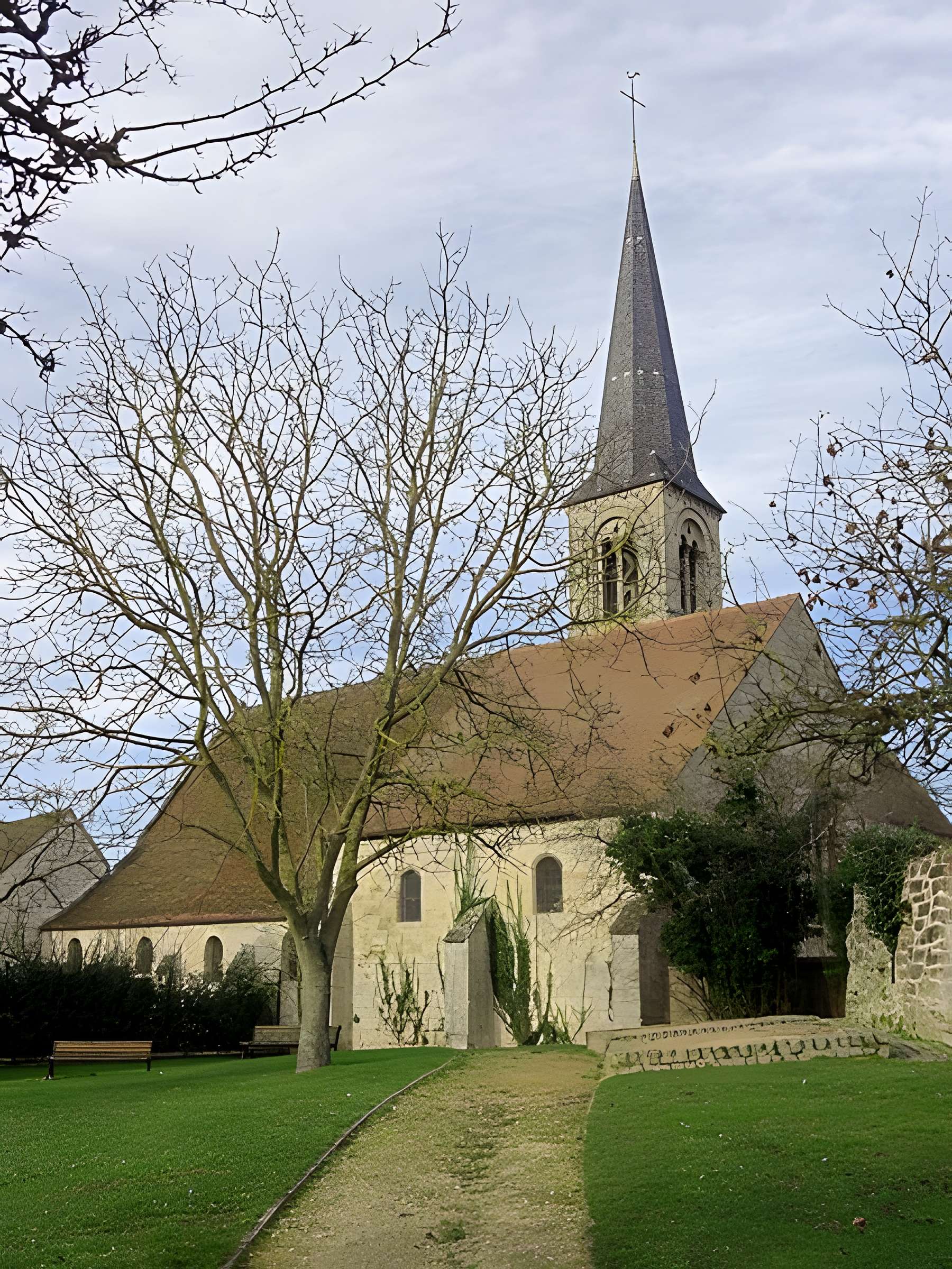 Église Saint-Vivien de Bruyères-sur-Oise