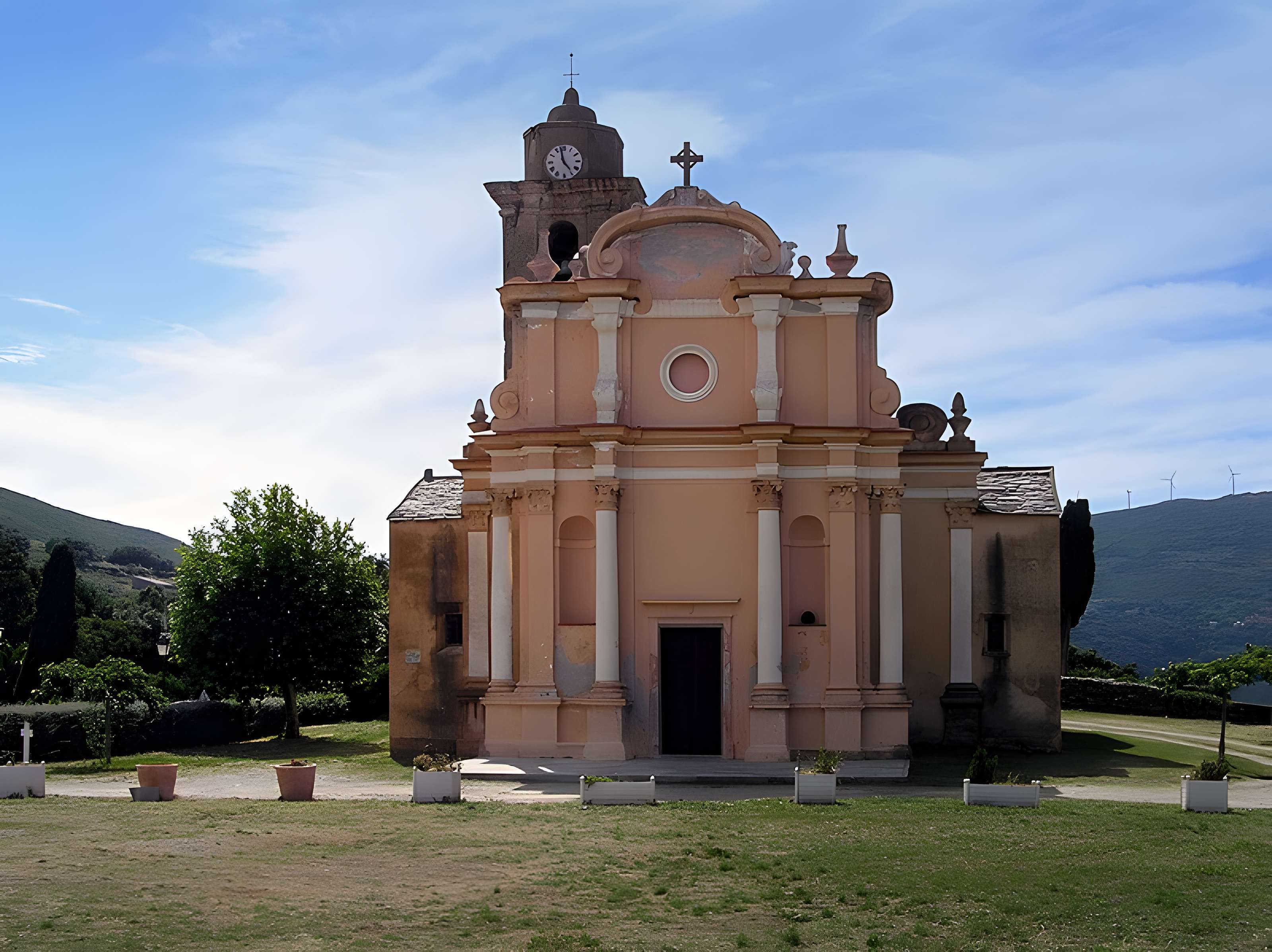 Église San Nicolao de Tomino