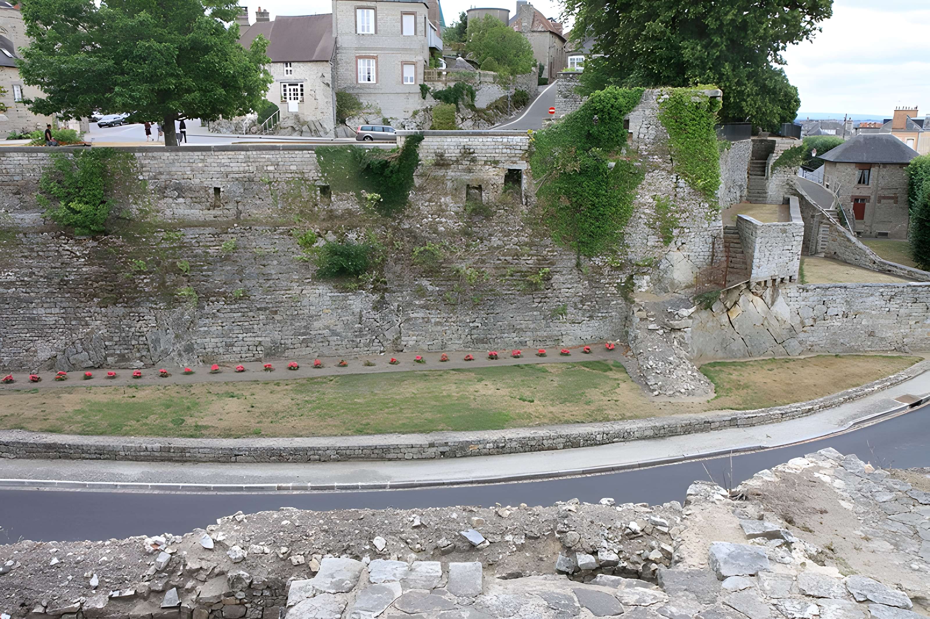 Enceinte de Domfront