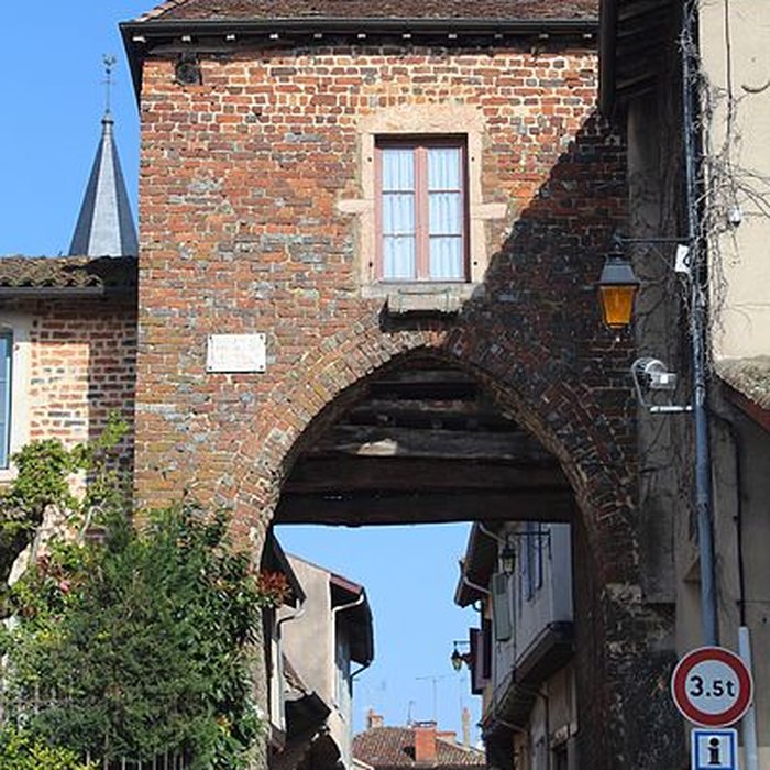 Photo de Enceinte de Romenay