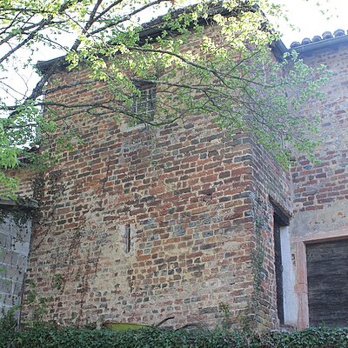 Photo de Enceinte de Romenay