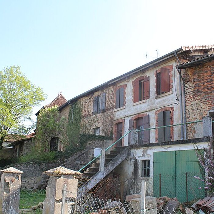 Photo de Enceinte de Romenay