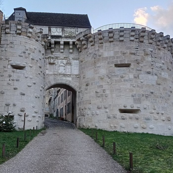 Photo de Enceinte de Vézelay