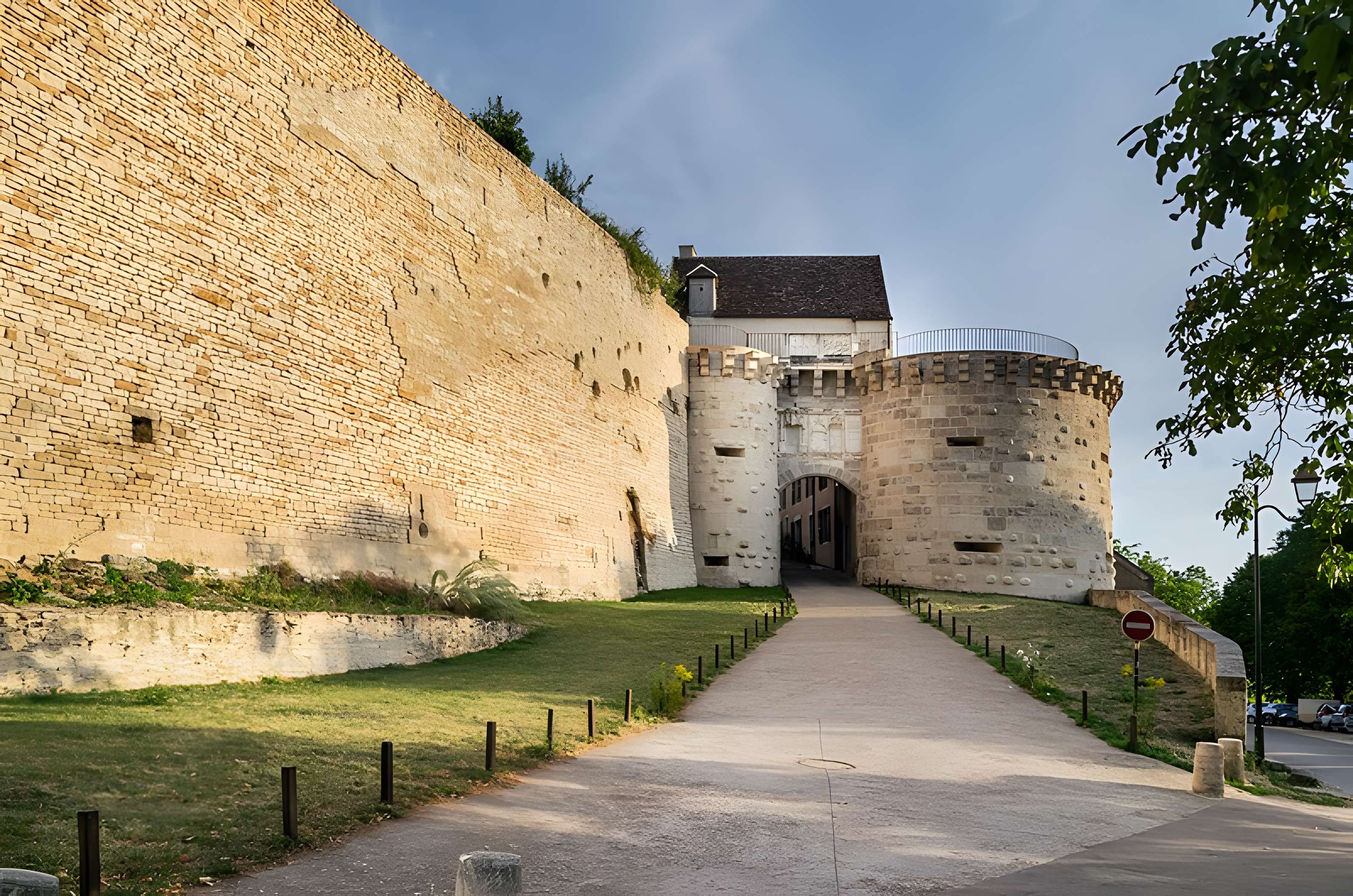 Enceinte de Vézelay