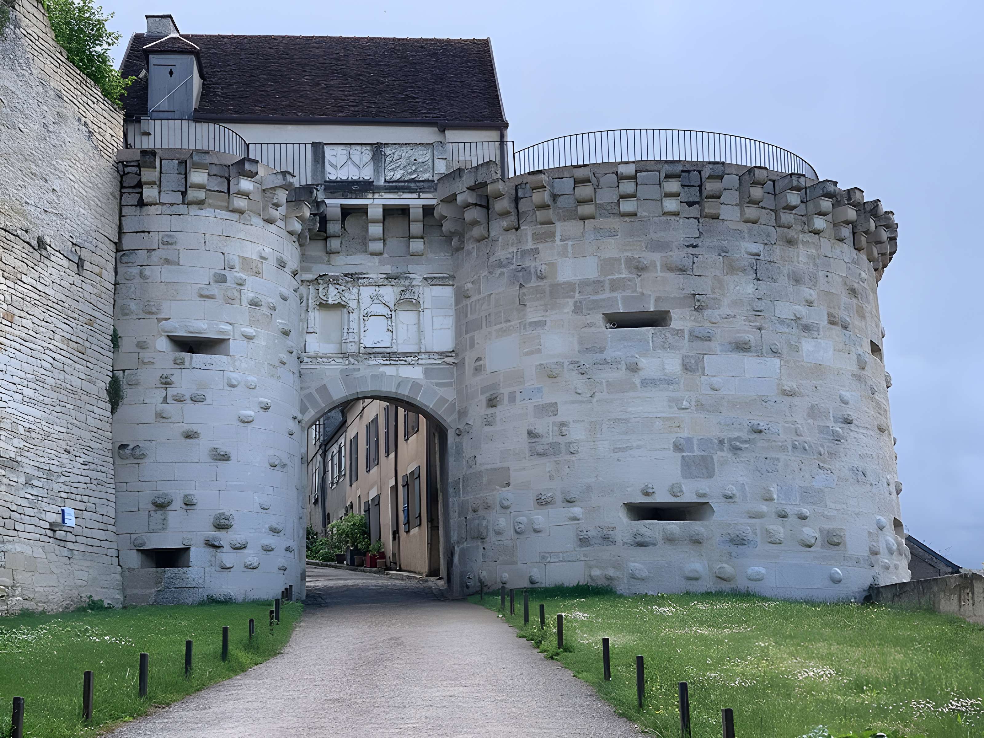 Enceinte de Vézelay