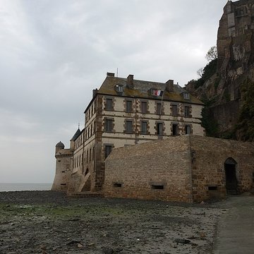 Enceinte des Fanils du Mont-Saint-Michel