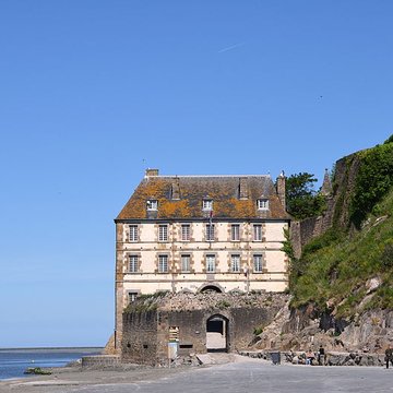 Enceinte des Fanils du Mont-Saint-Michel