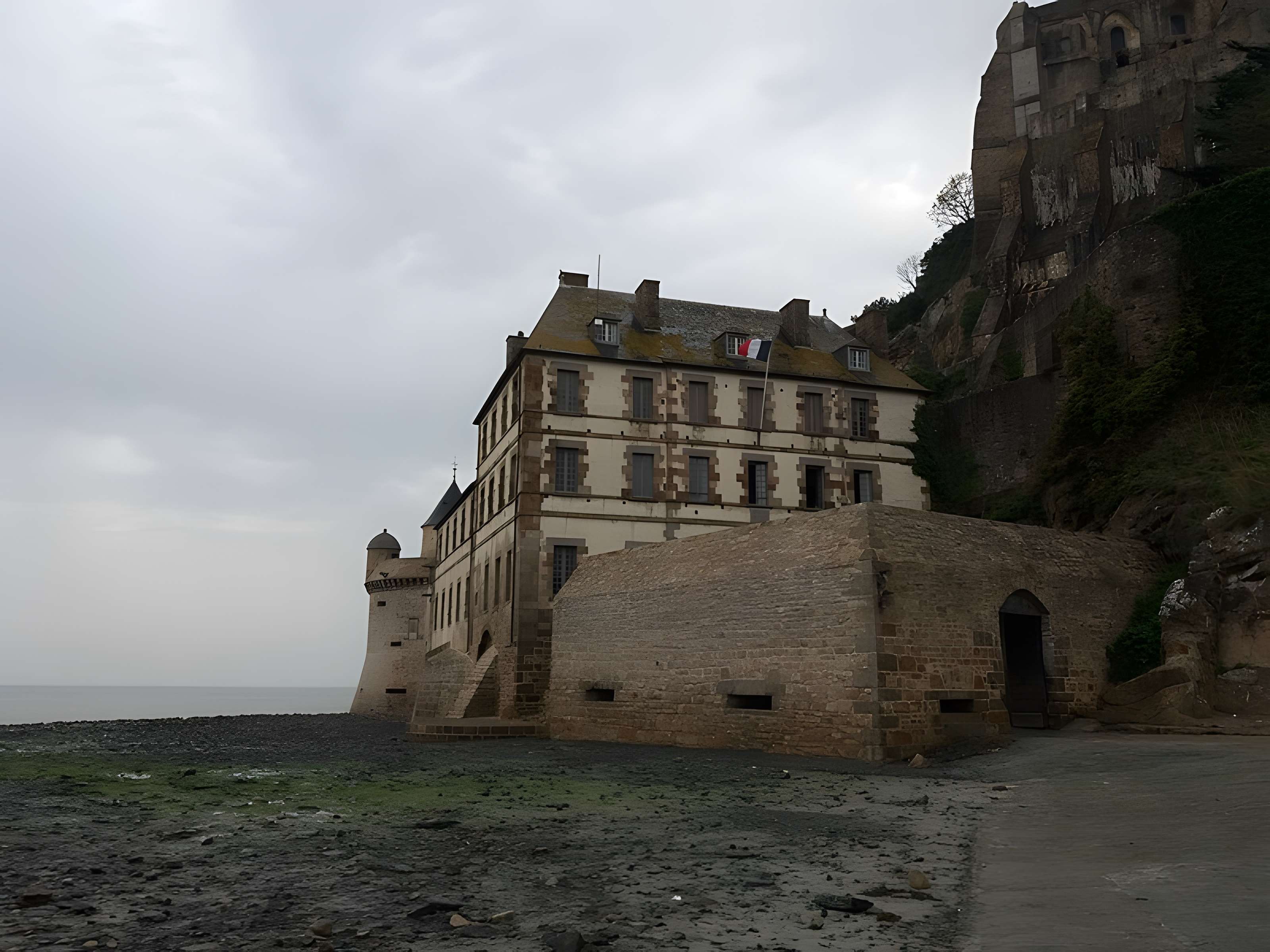 Enceinte des Fanils du Mont-Saint-Michel