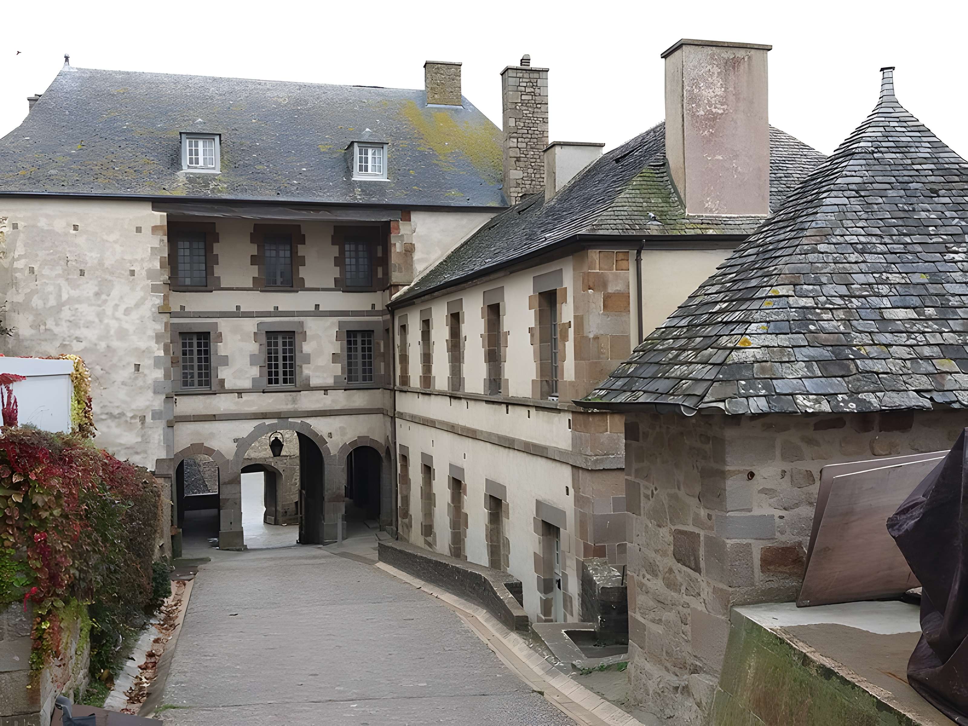 Enceinte des Fanils du Mont-Saint-Michel