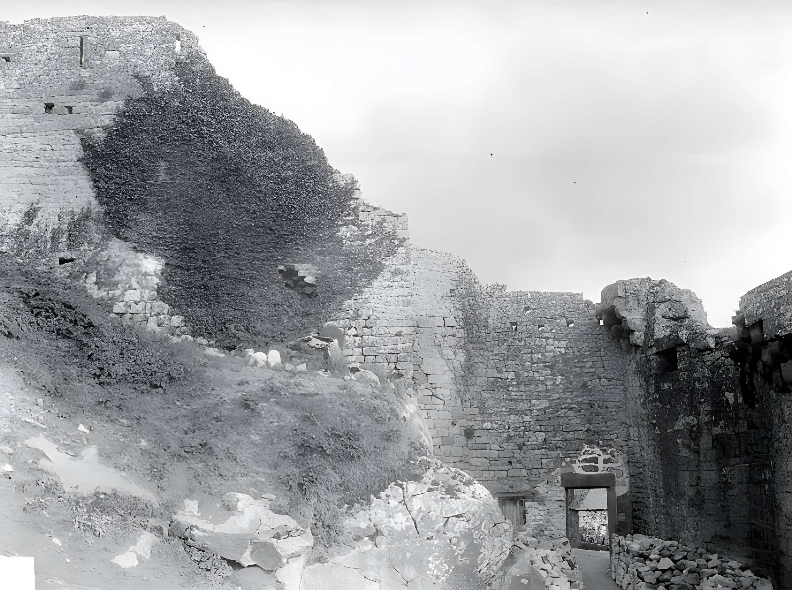 Enceinte des Fanils du Mont-Saint-Michel