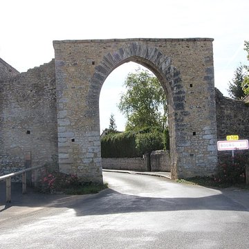 Enceinte fortifiée de Bourg-le-Roi