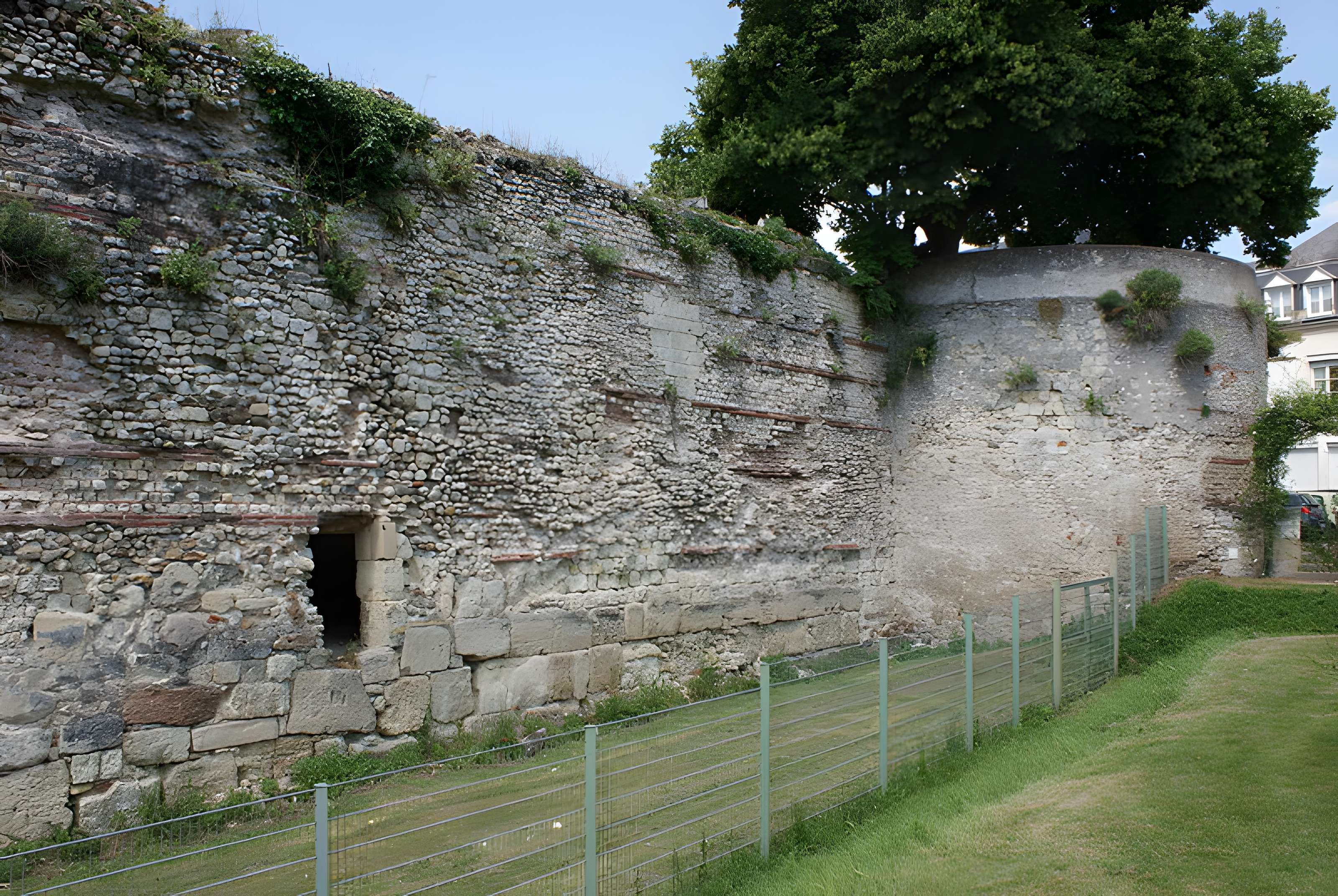 Enceinte gallo-romaine de Tours
