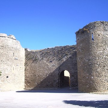Enceinte romaine de Venasque