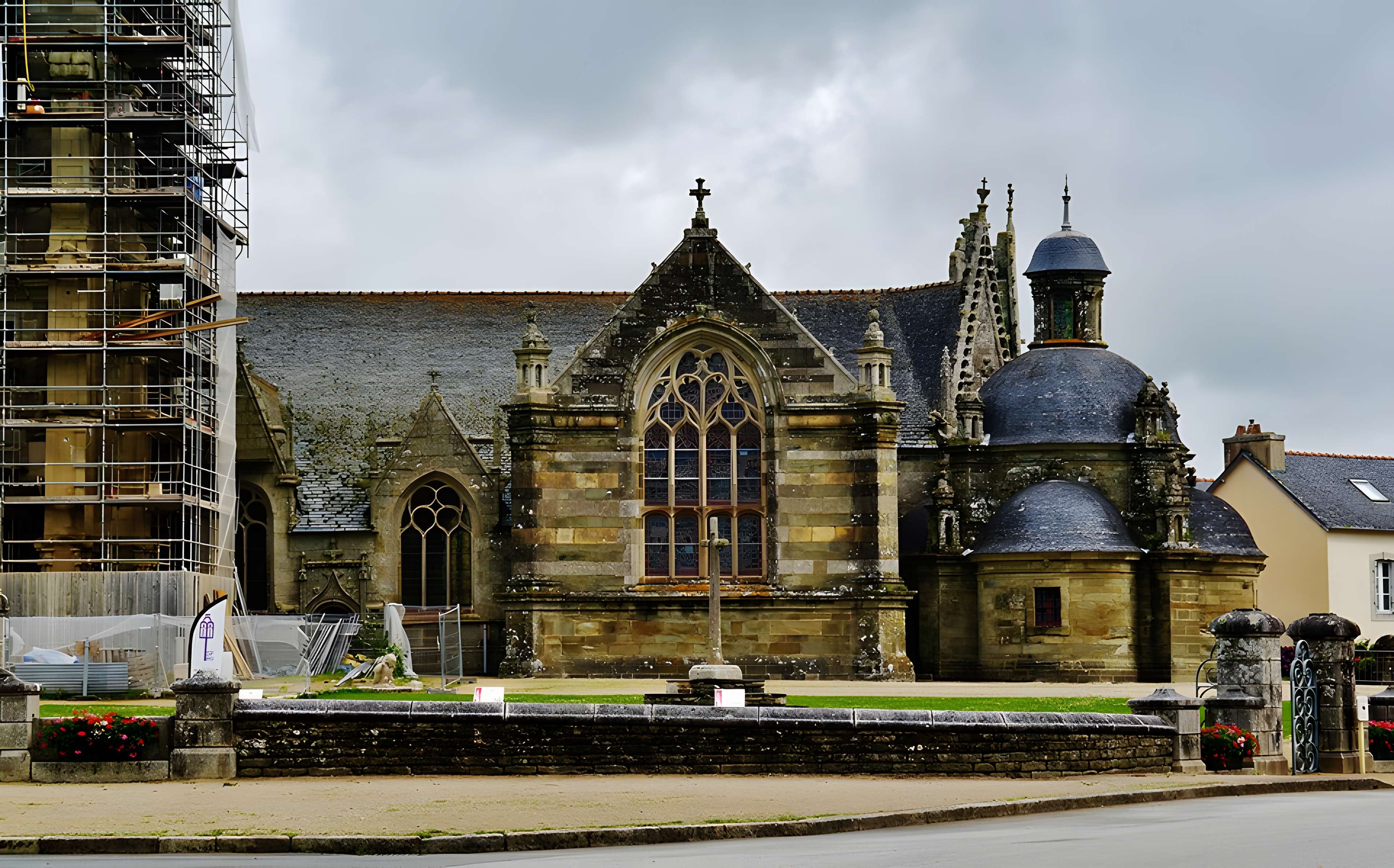 Enclos paroissial de Pleyben