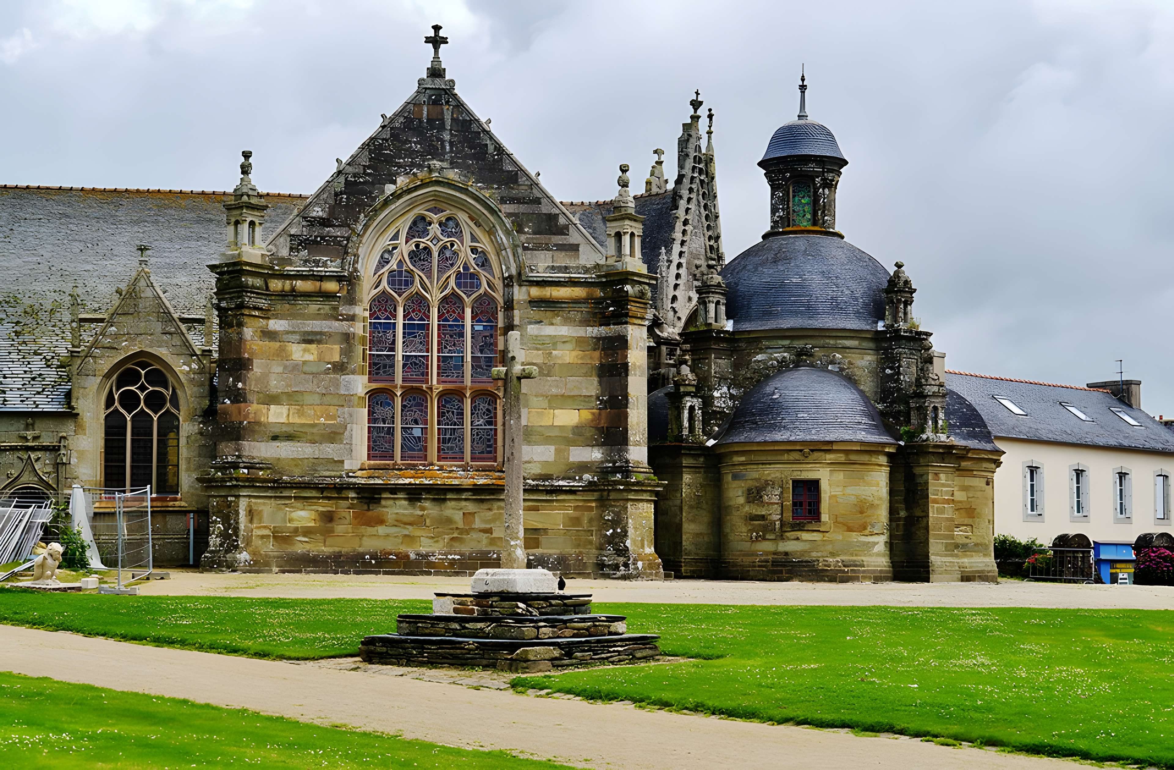 Enclos paroissial de Pleyben