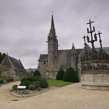 Enclos paroissial de Plougonven