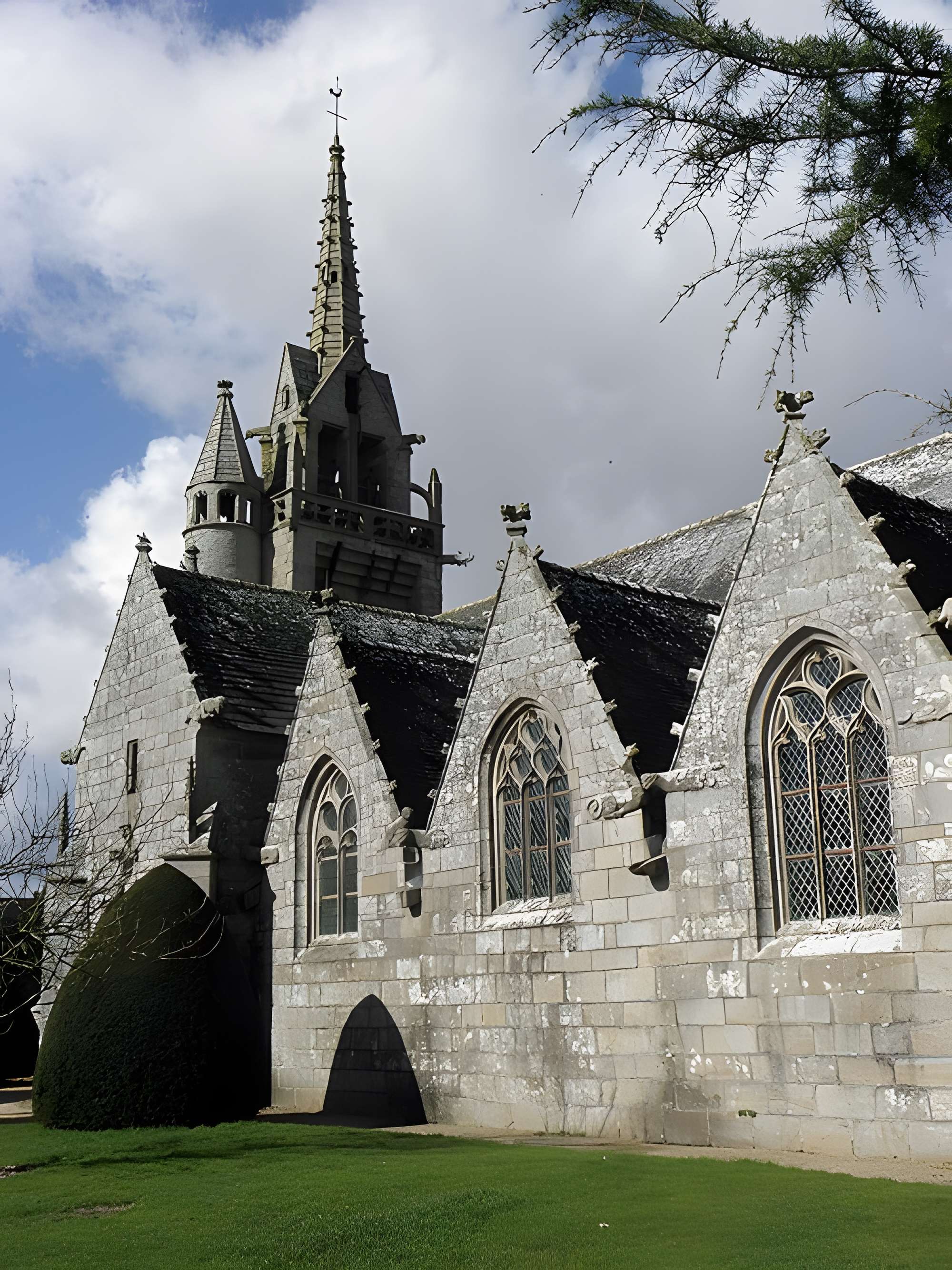 Enclos paroissial de Plougonven