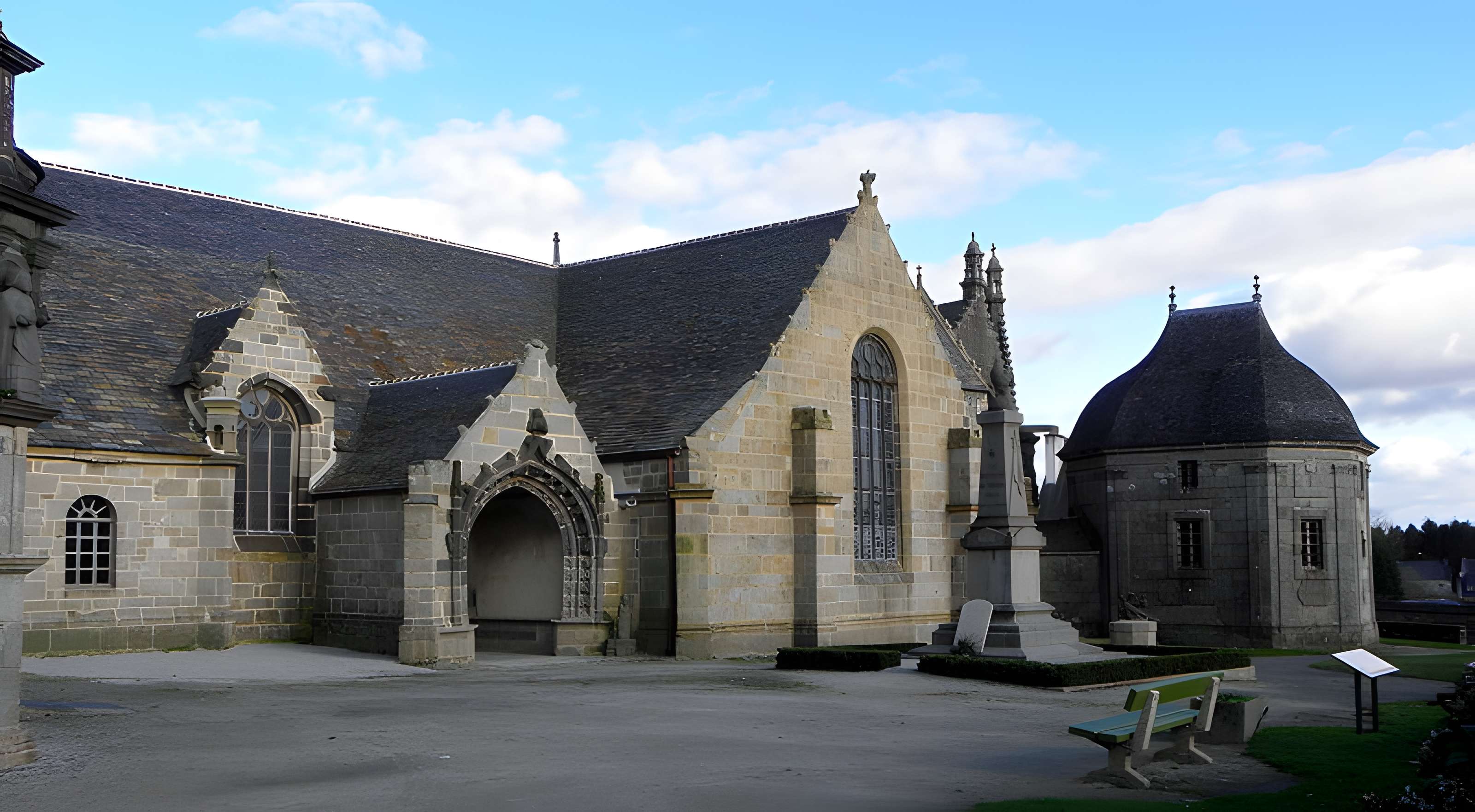 Enclos paroissial de Sizun