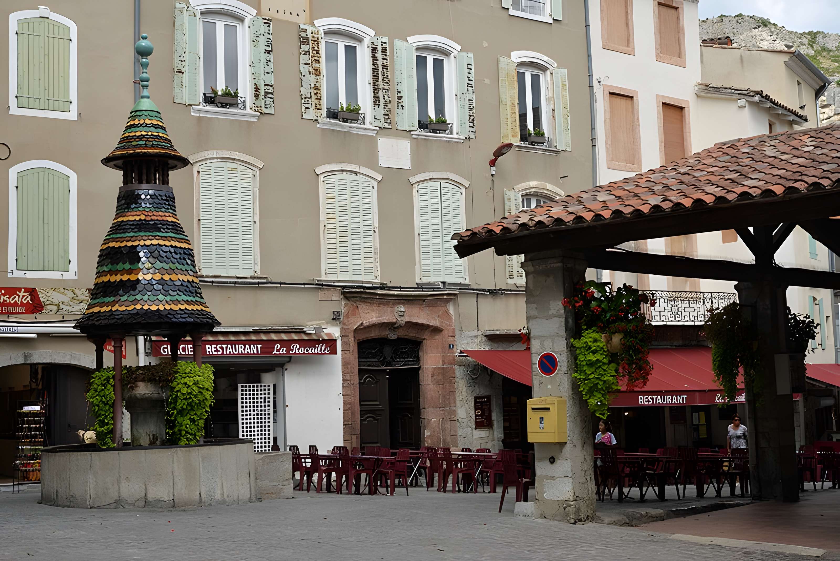 Fontaine couverte d'Anduze