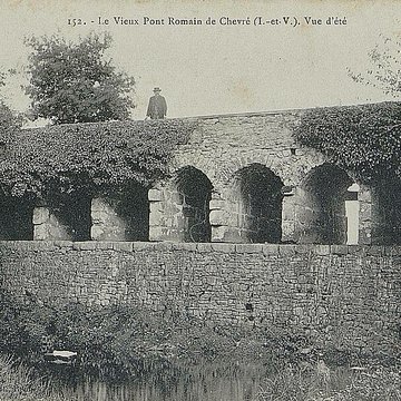 Ensemble fortifié de la chapelle et du pont de Chevré