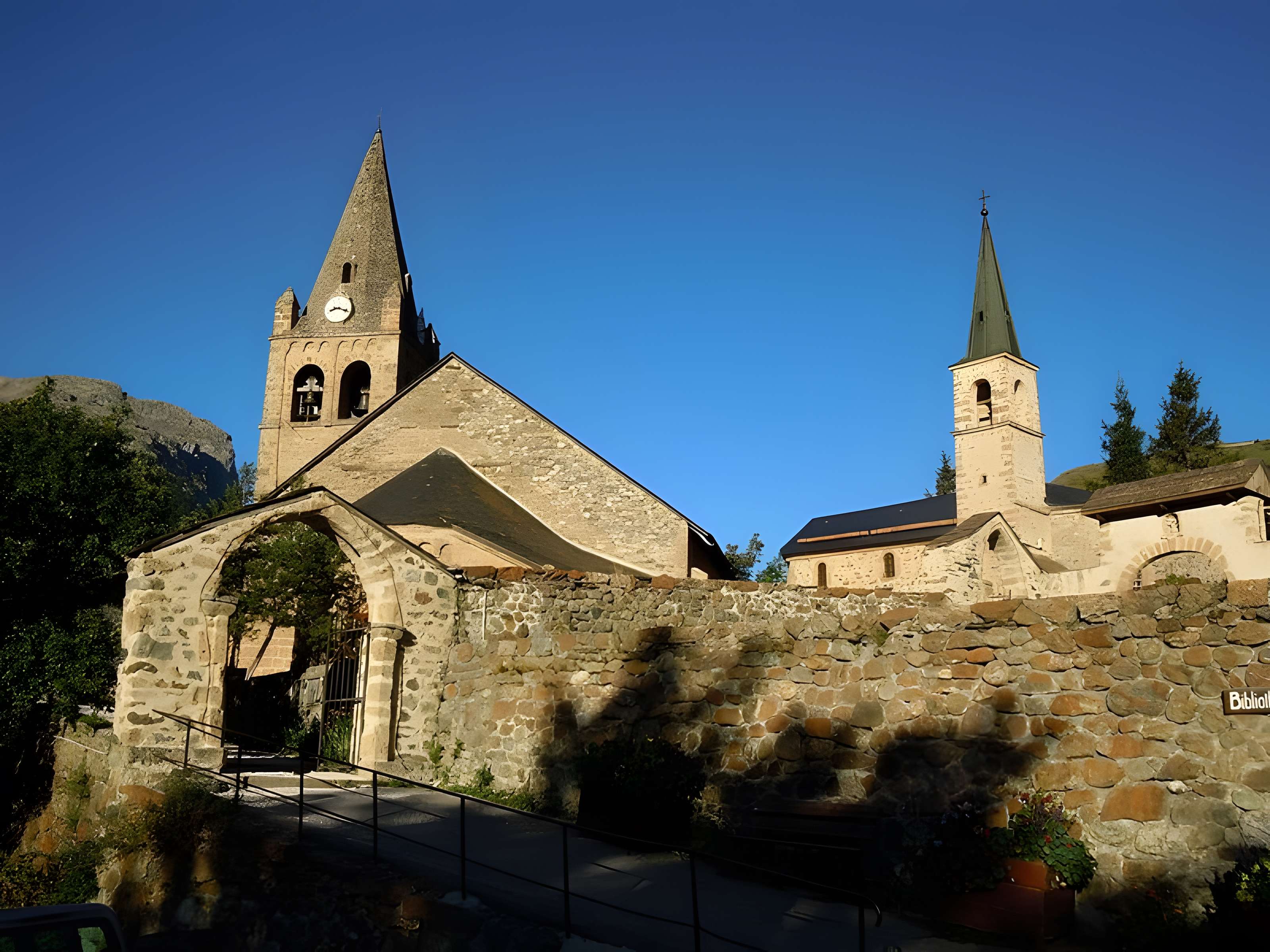 Ensemble religieux de La Grave 