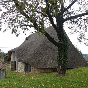 Ensemble rural de la Rivière à Saint-Éloy-les-Tuileries
