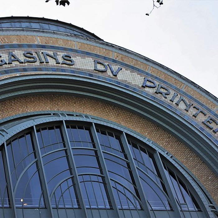 Photo de Entrepôts du Printemps de Clichy