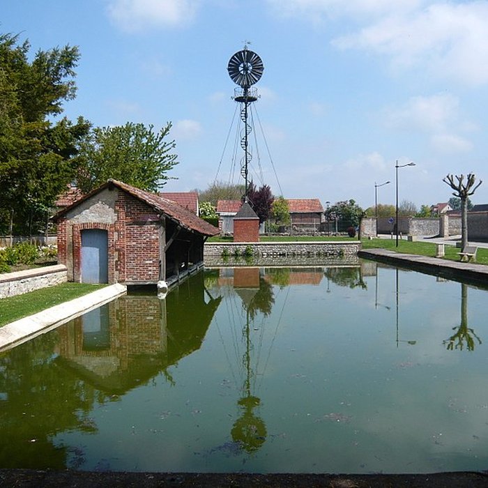 Photo de Éolienne de Berchères-les-Pierres